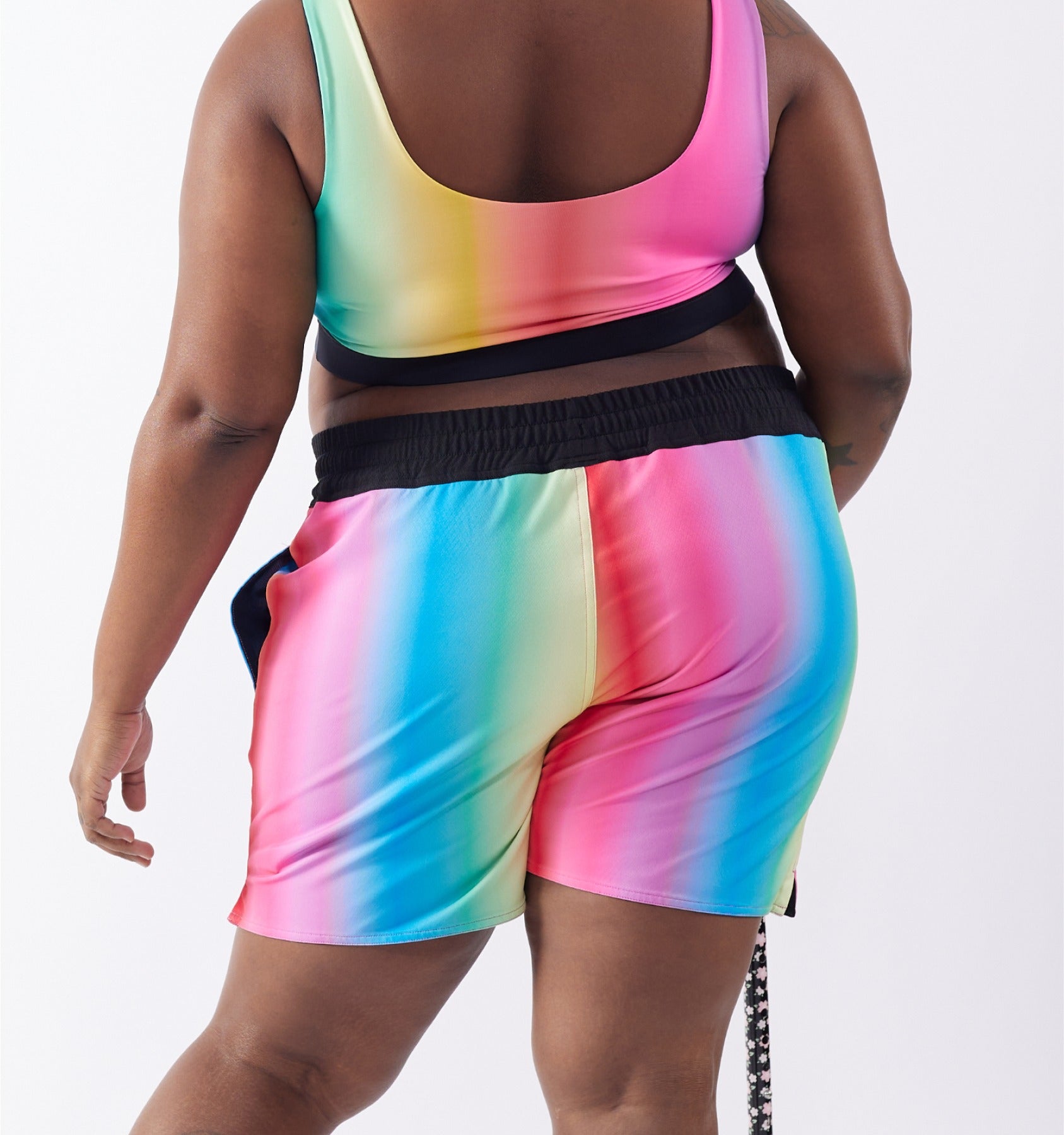 Model:Saira is 5'7" and wear a 2x