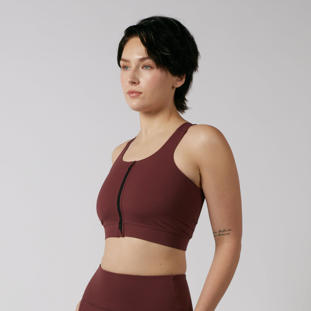 Model: Avery is 5'9" and wears a Medium