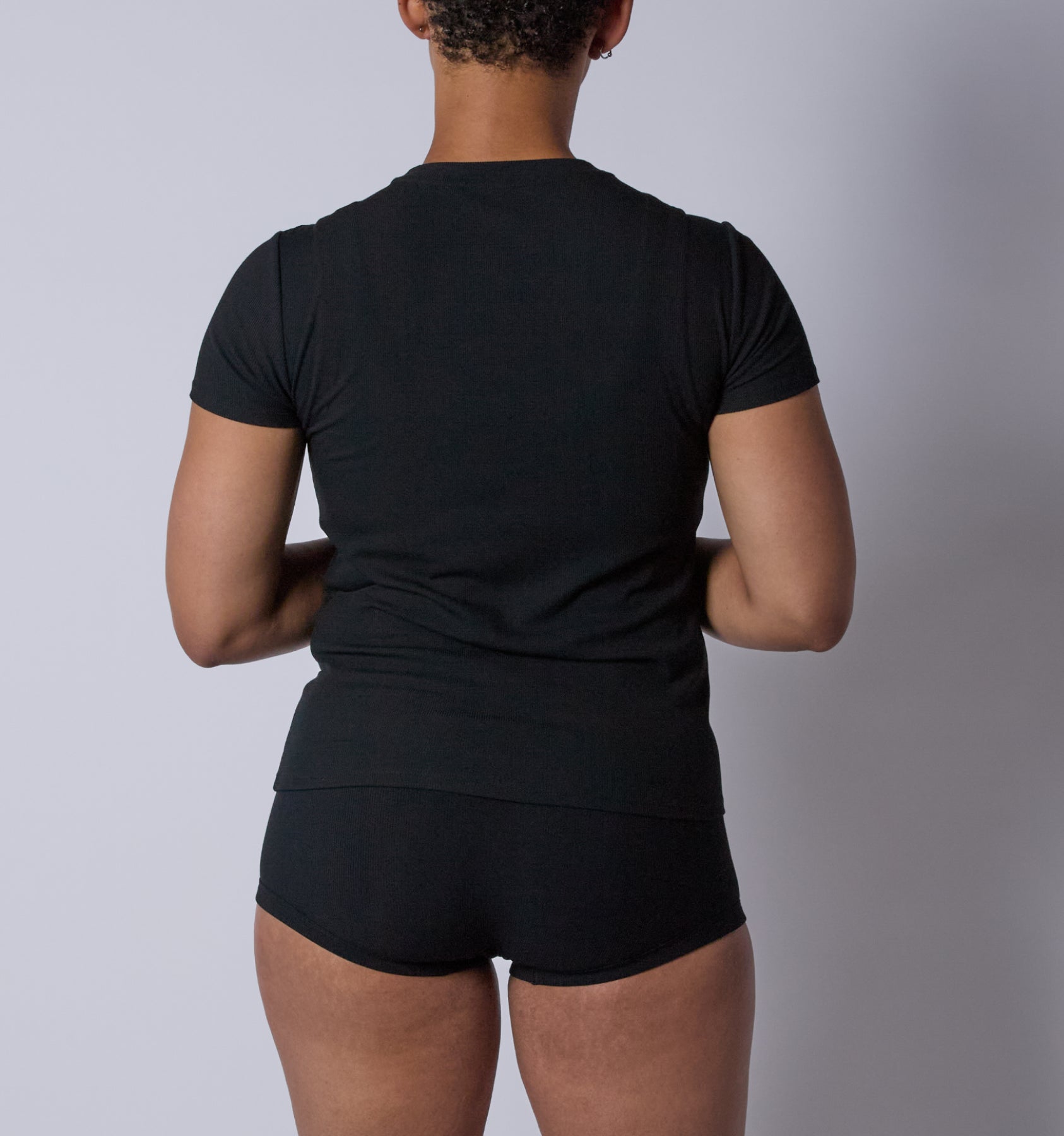 Model:Vera-Camille is 5'9" and wearing a size Medium