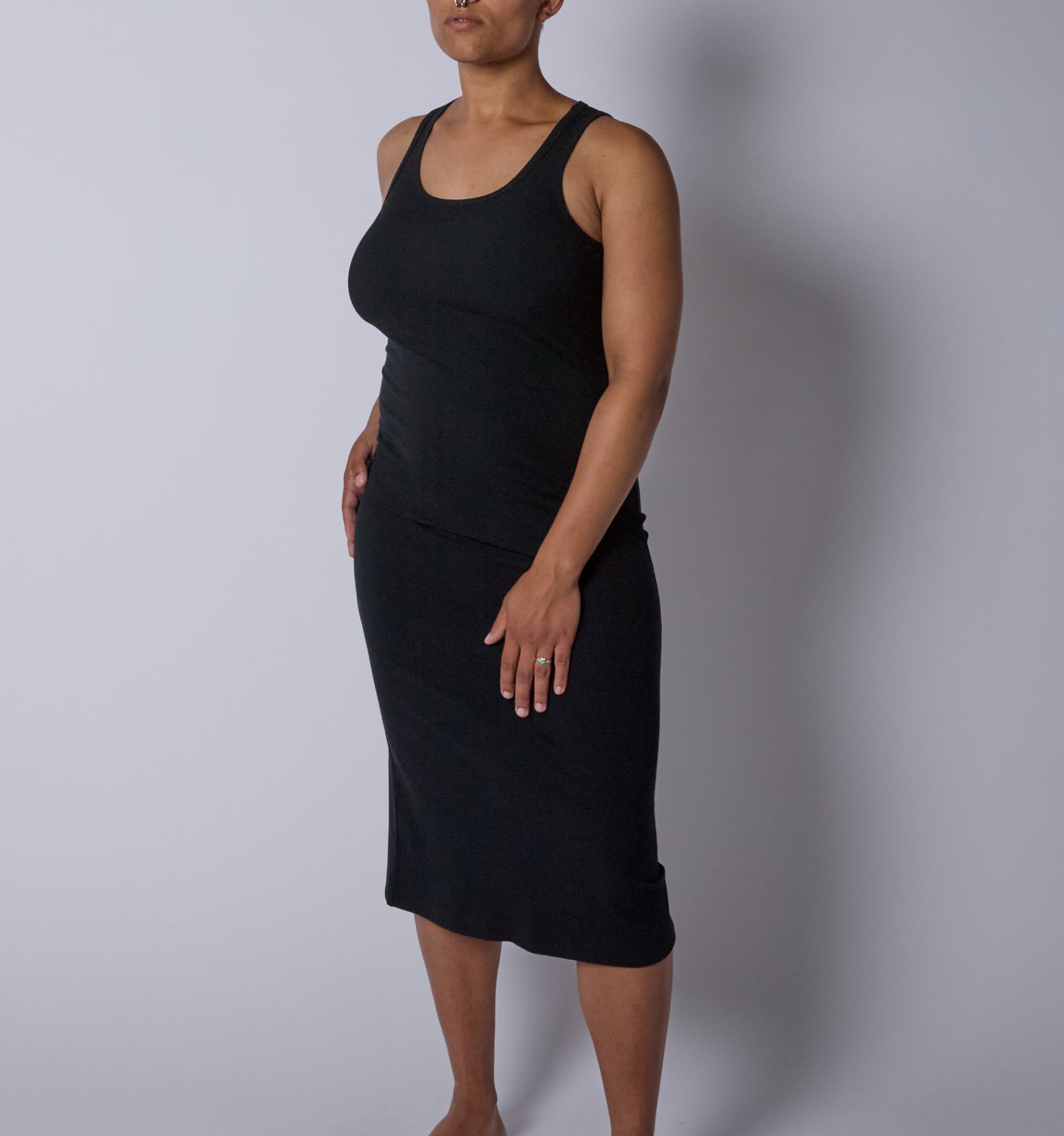 Model:Vera-Camille is 5'9" and wearing a size Medium