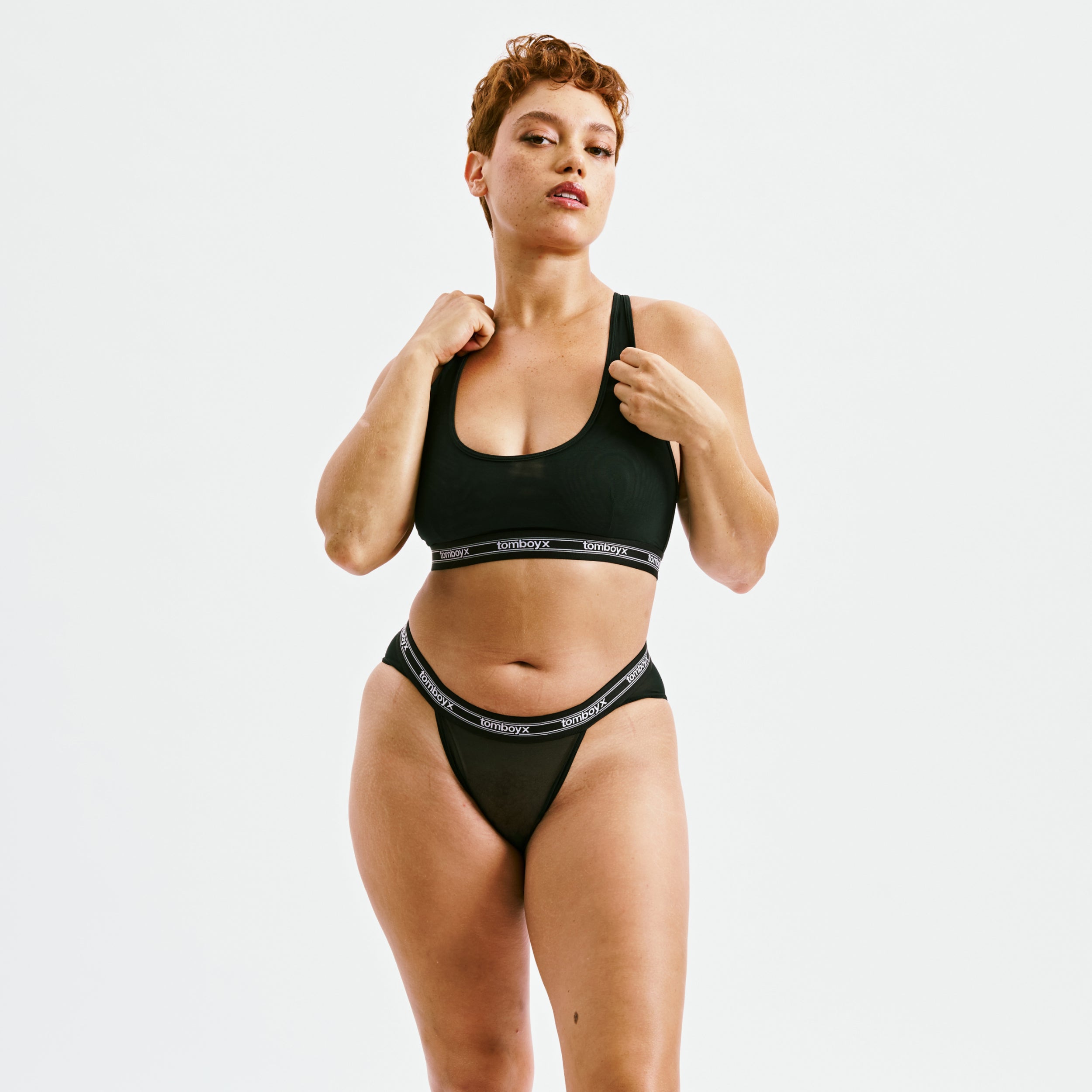 Model: Ariana is 5'7" and wears a medium