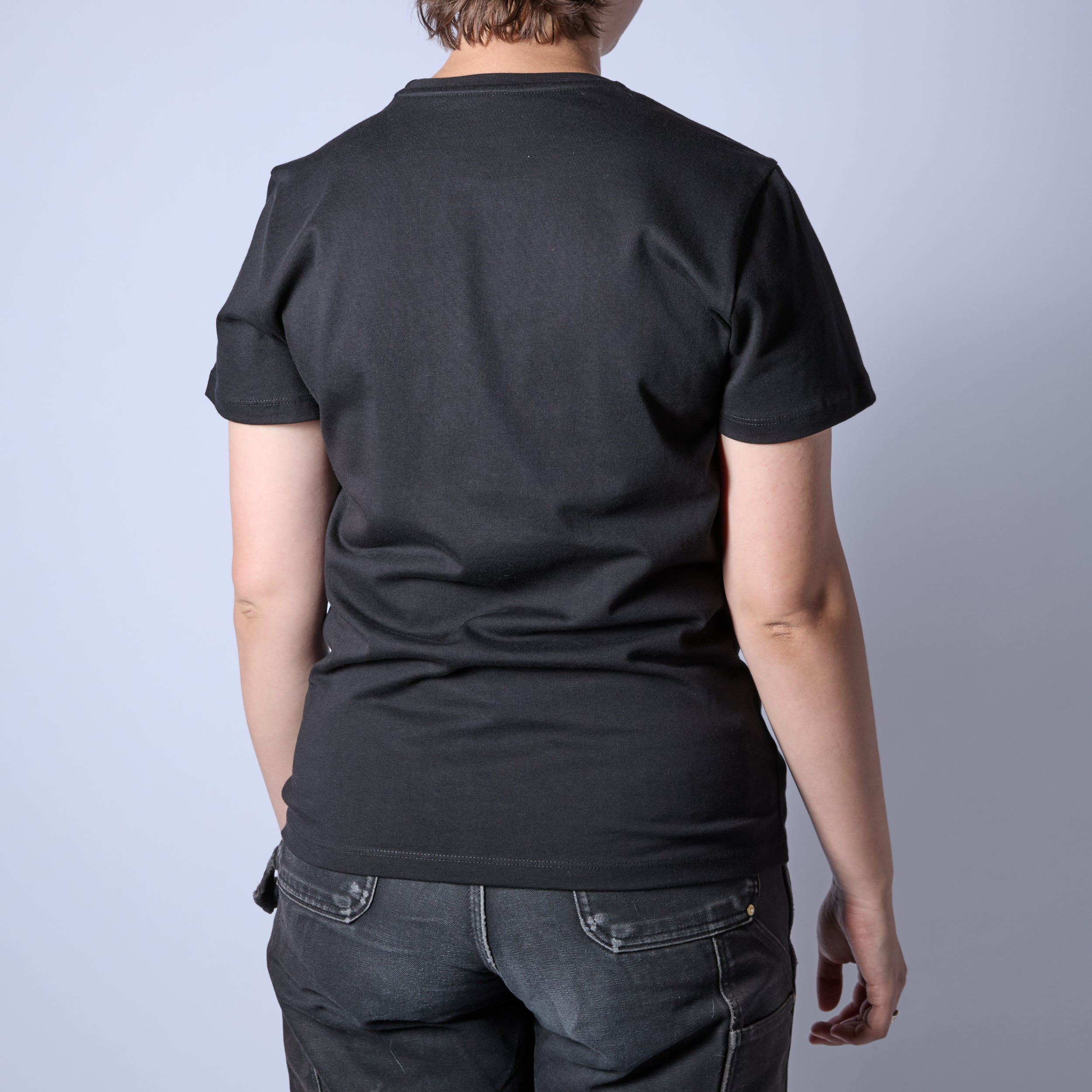 Model: Model is 5'8" and wears a Small