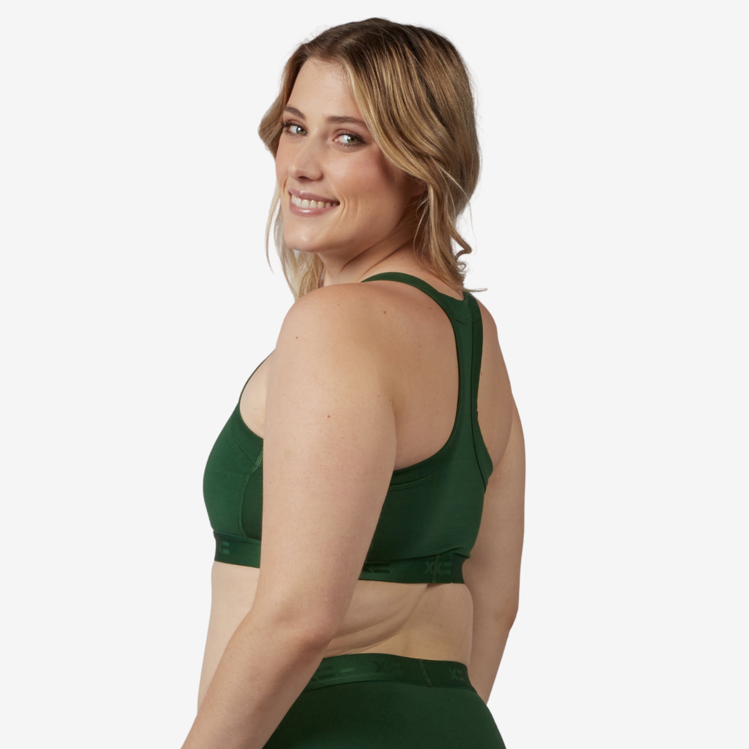 Model: Natalie is 5'11" and wears a Medium