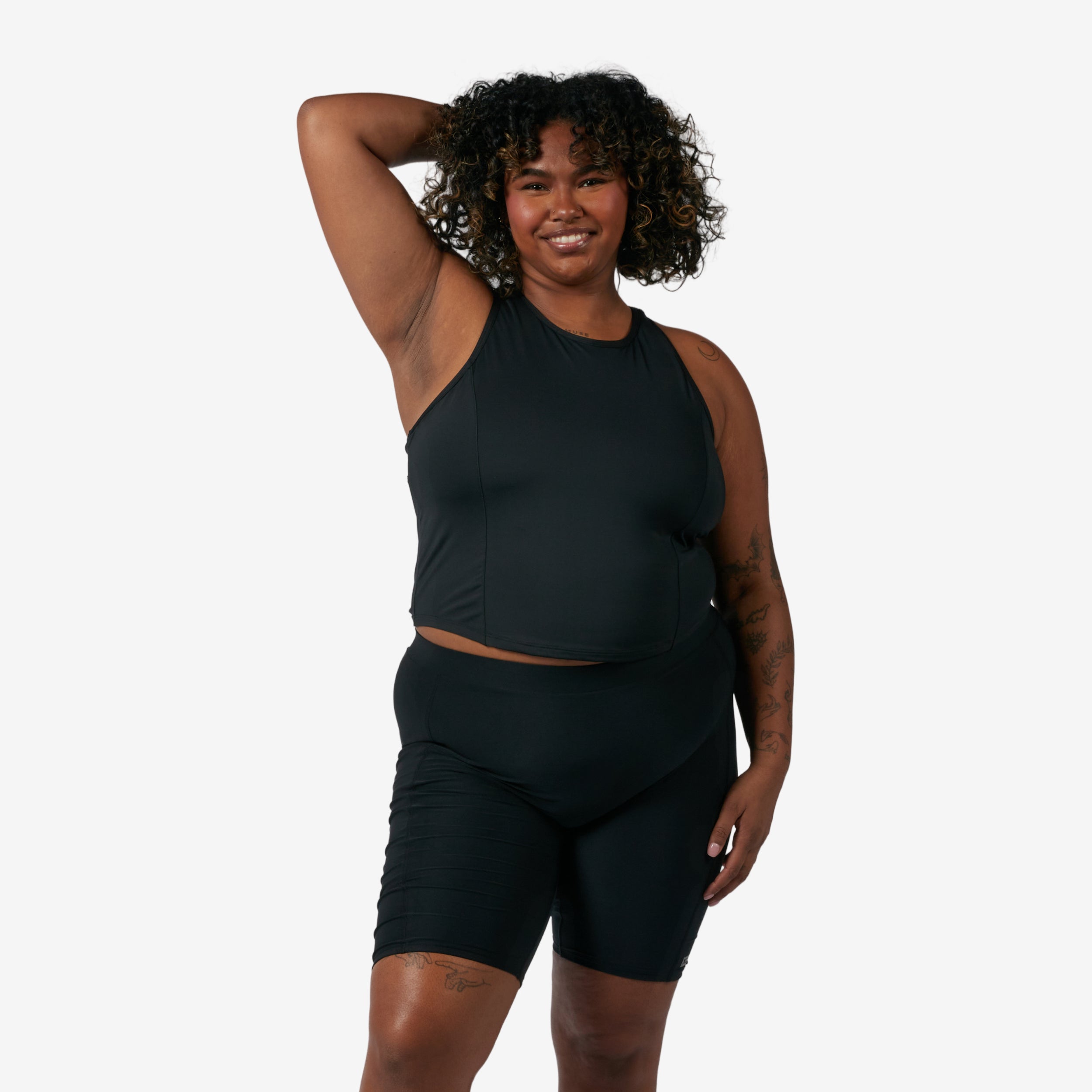 Model: Maliyah is 5'7" and wears a 2X