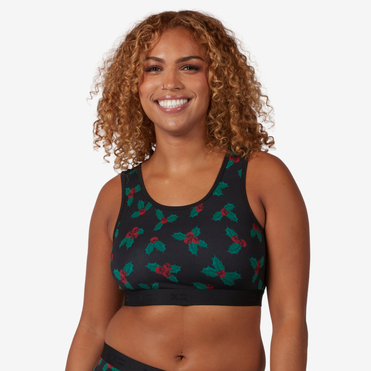 Model: Neveah is 5' 7" and wears a Medium