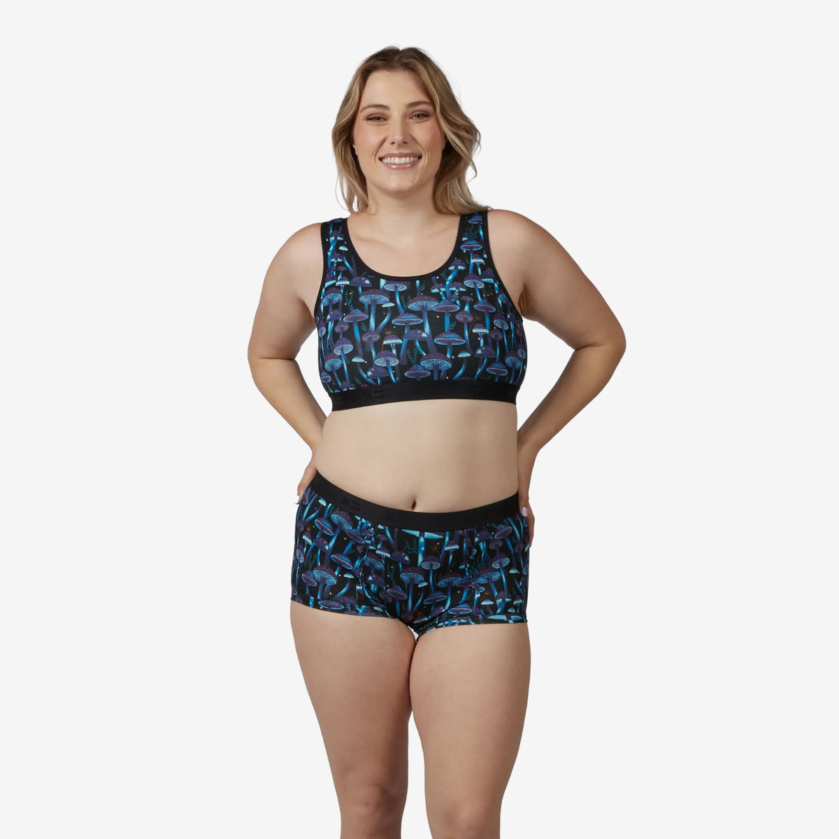 Model: Natalie is 5'11" and wears a Medium