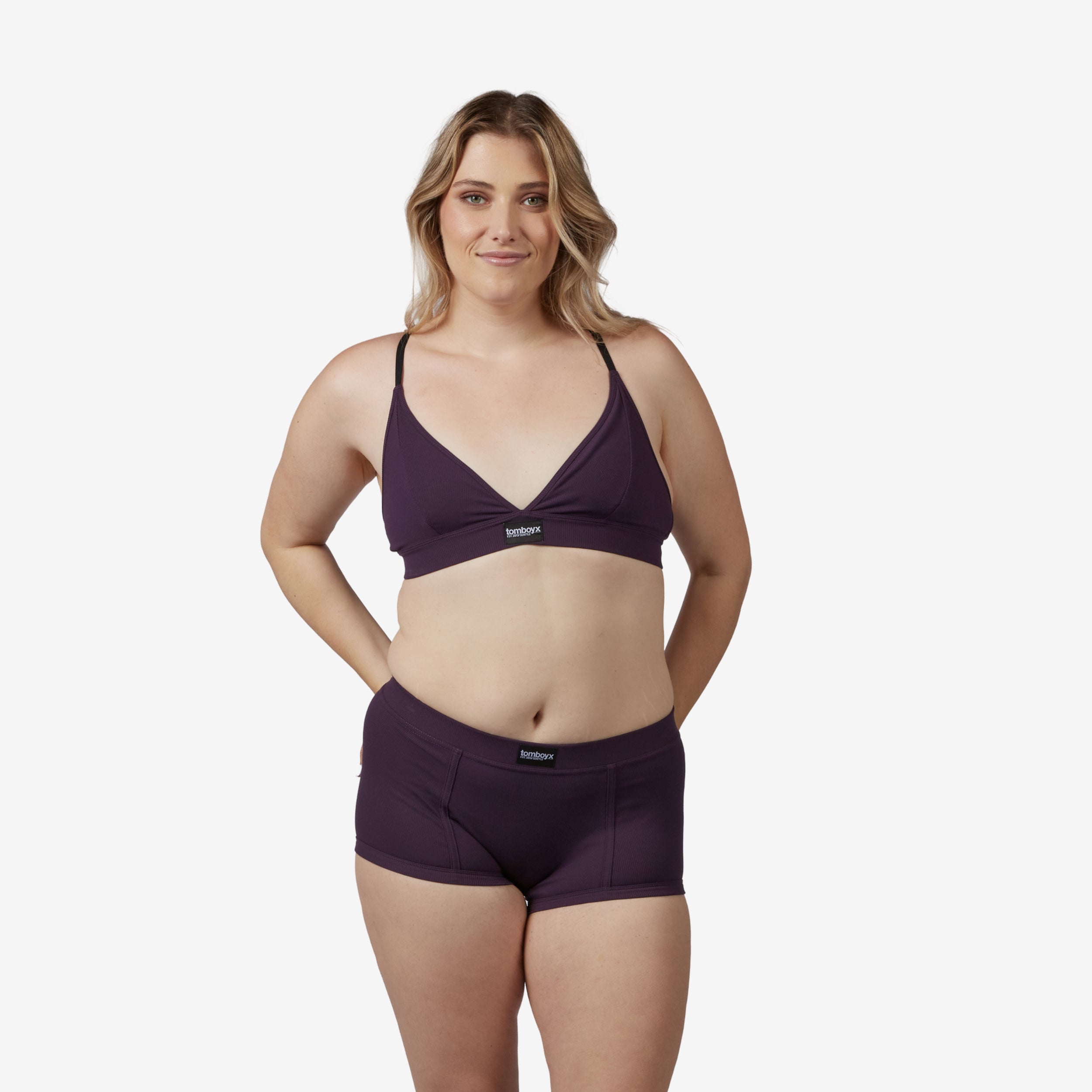 Model: Natalie is 5'11" and wears a Medium