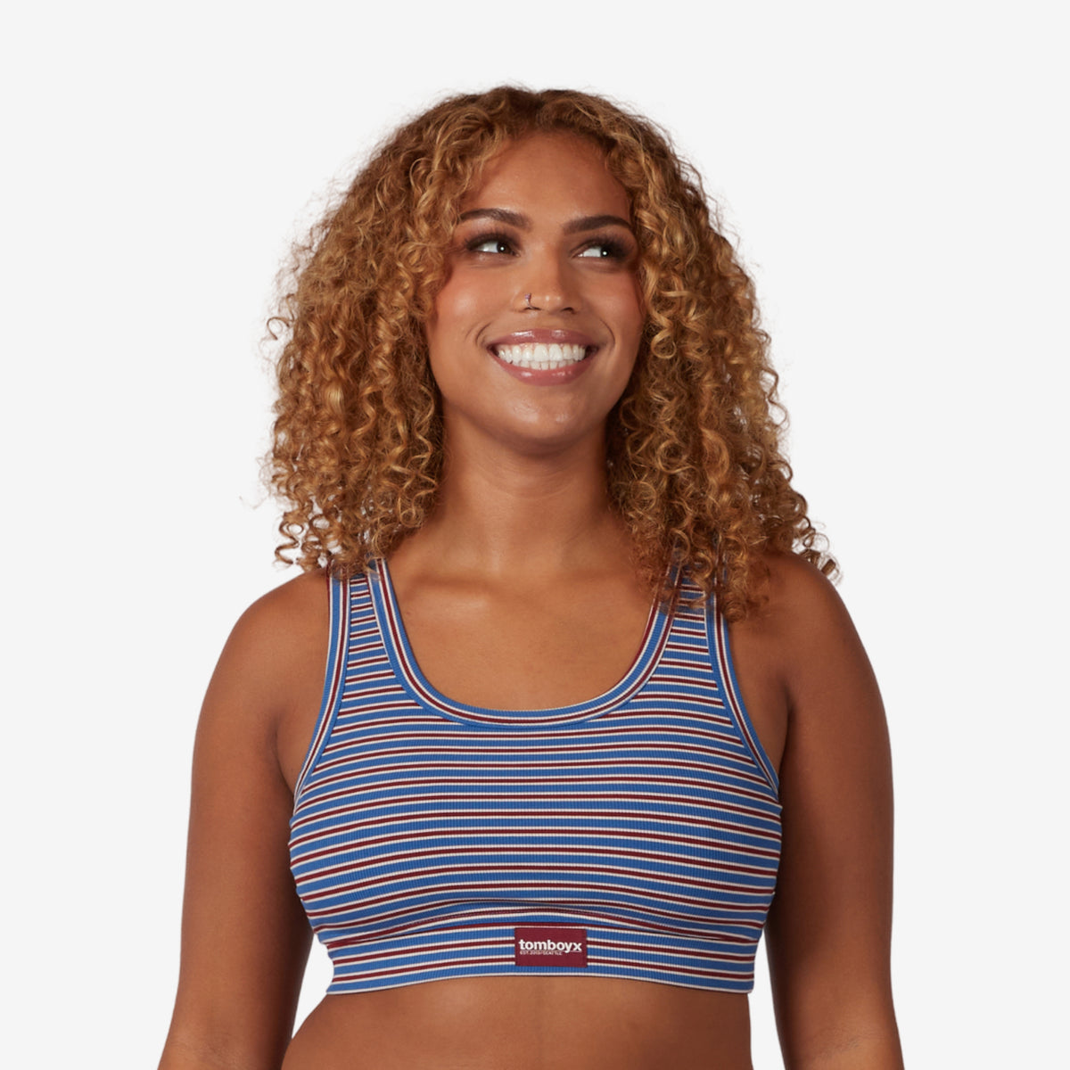 Model: Neveah is 5' 7" and wears a Medium