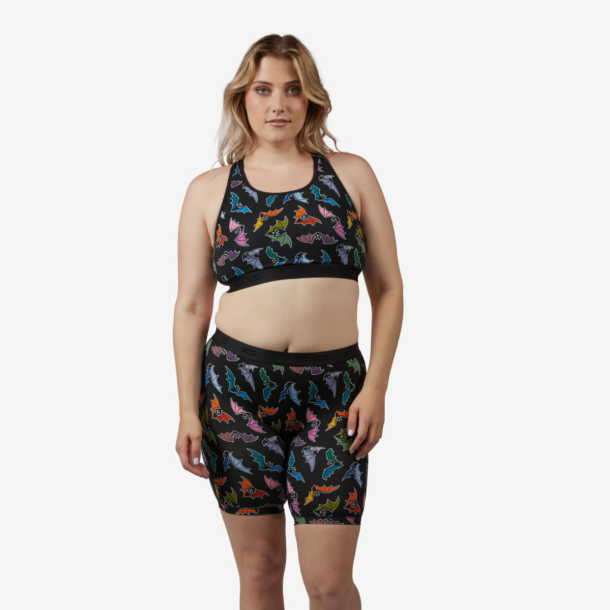 Model: Natalie is 5'11" and wears a Medium