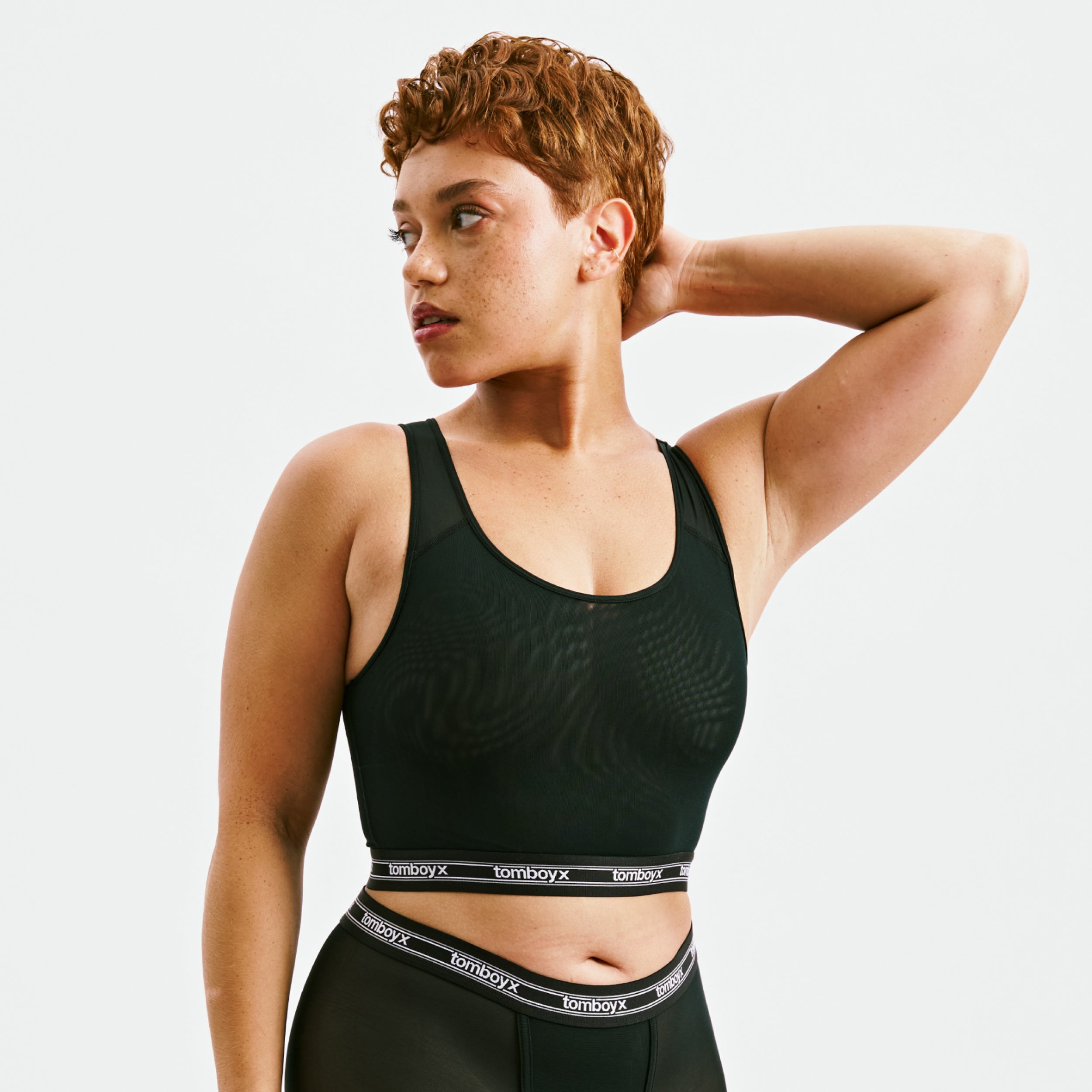 Model: Ariana is 5'7" and wears a medium