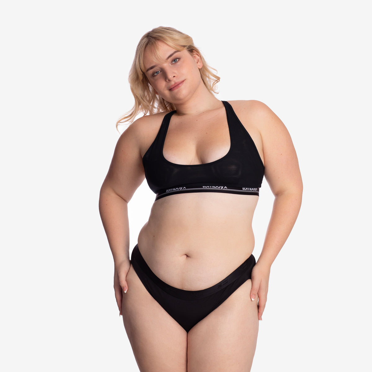 Model: Colette is 5'10" and wears a 2X