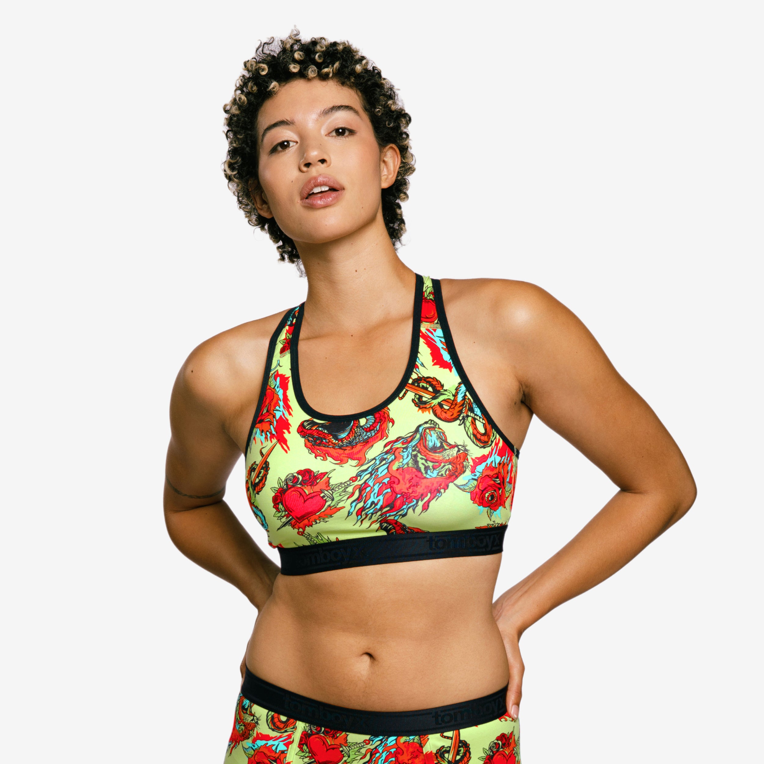 Model: Jules is 5'8" and wears a Small