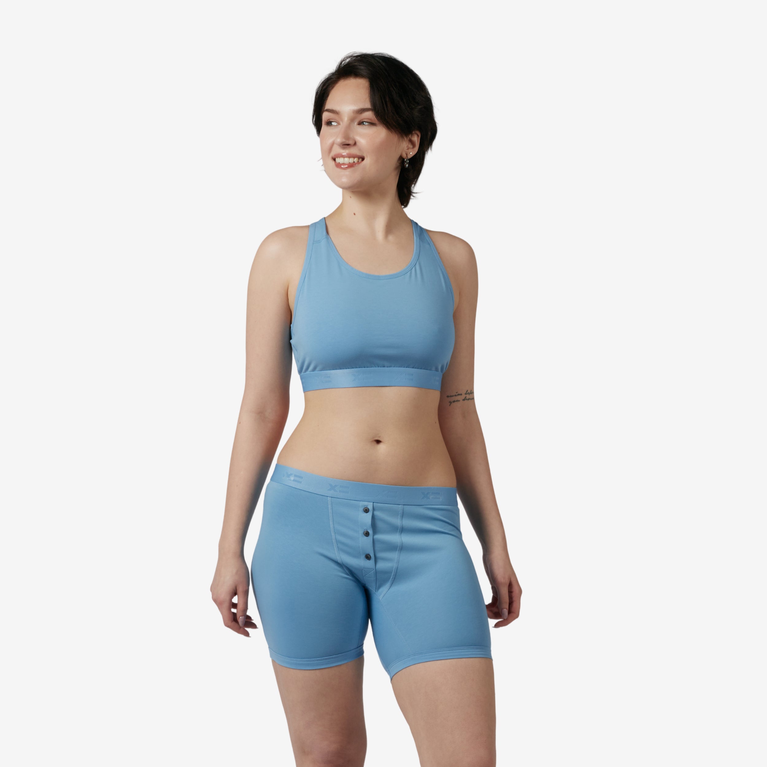 Model: Avery is 5'9" and wears a Medium