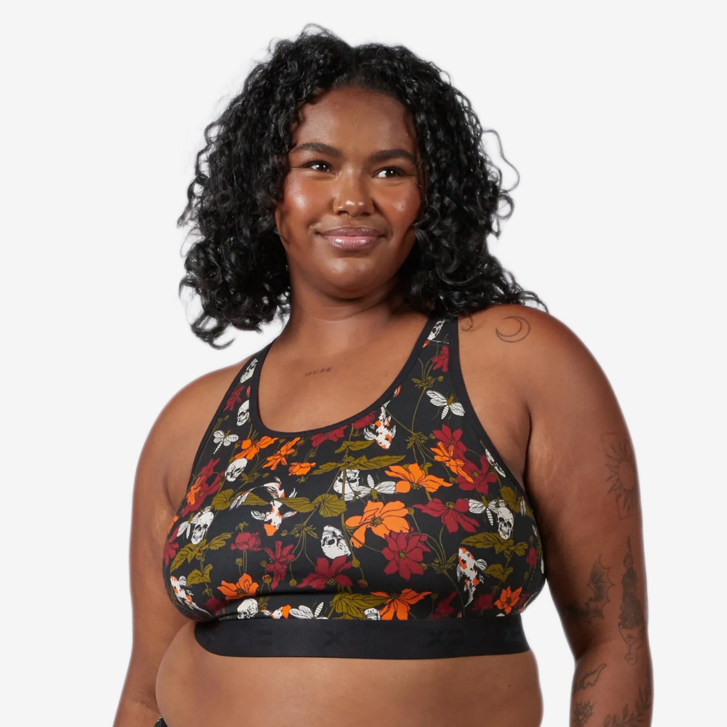 Model: Maliyah is 5'7" and wears a 2X