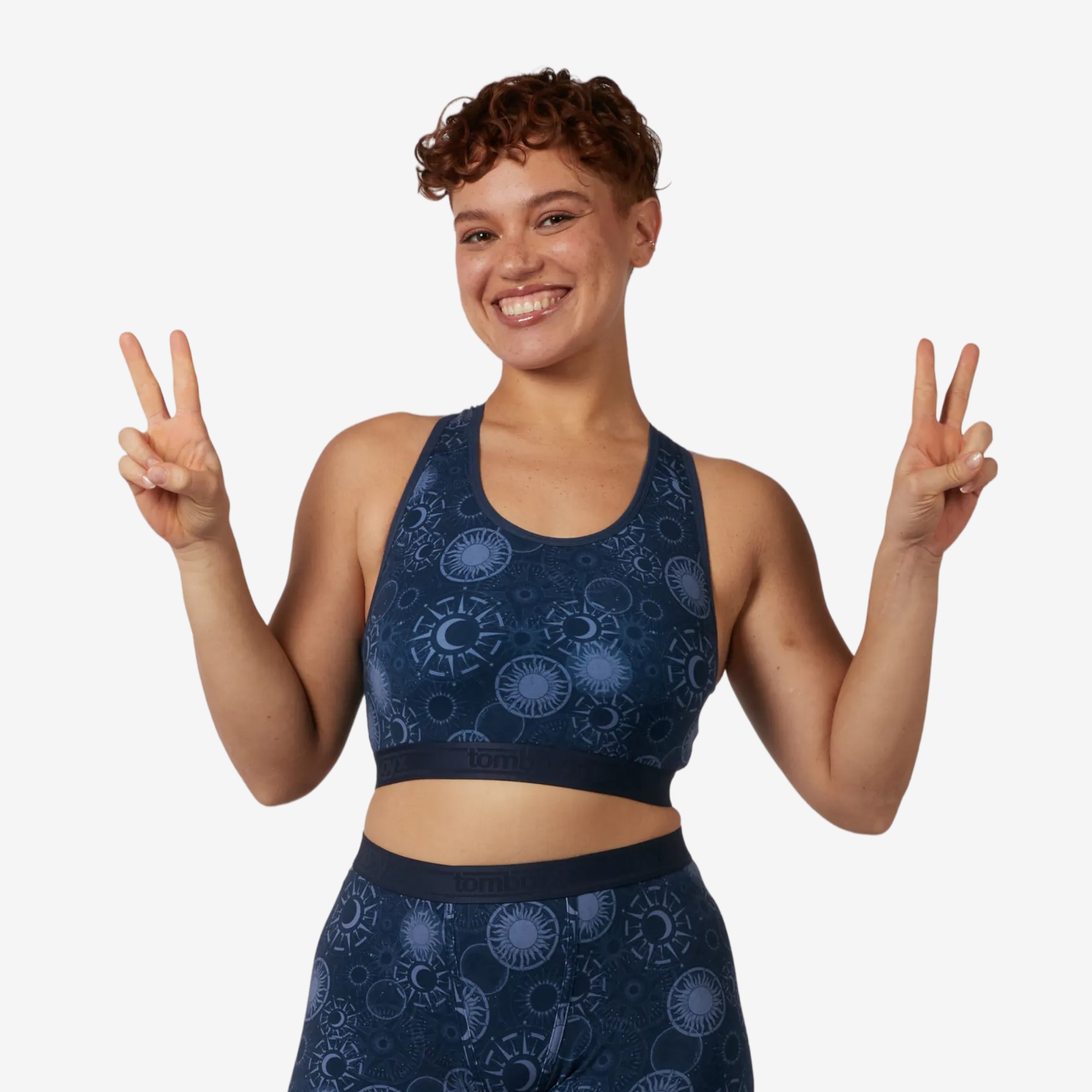 Model: Ariana is 5'7" and wears a medium