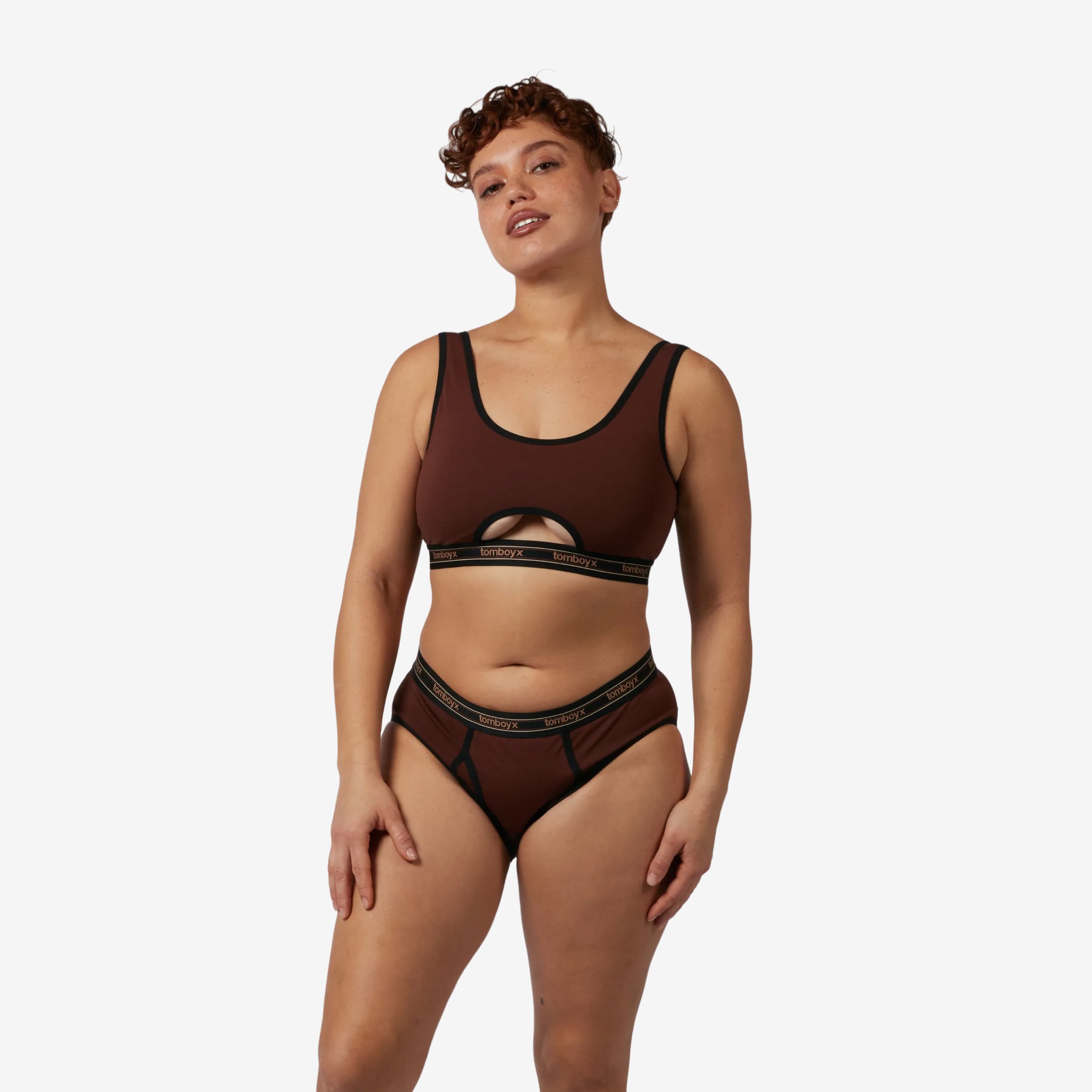 Model: Ariana is 5'7" and wears a medium