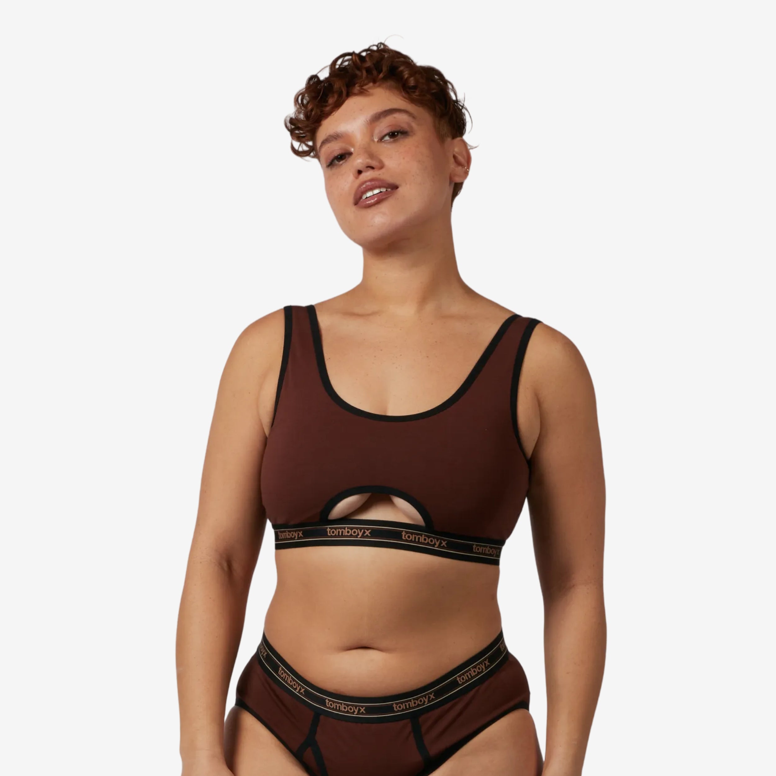 Model: Ariana is 5'7" and wears a medium