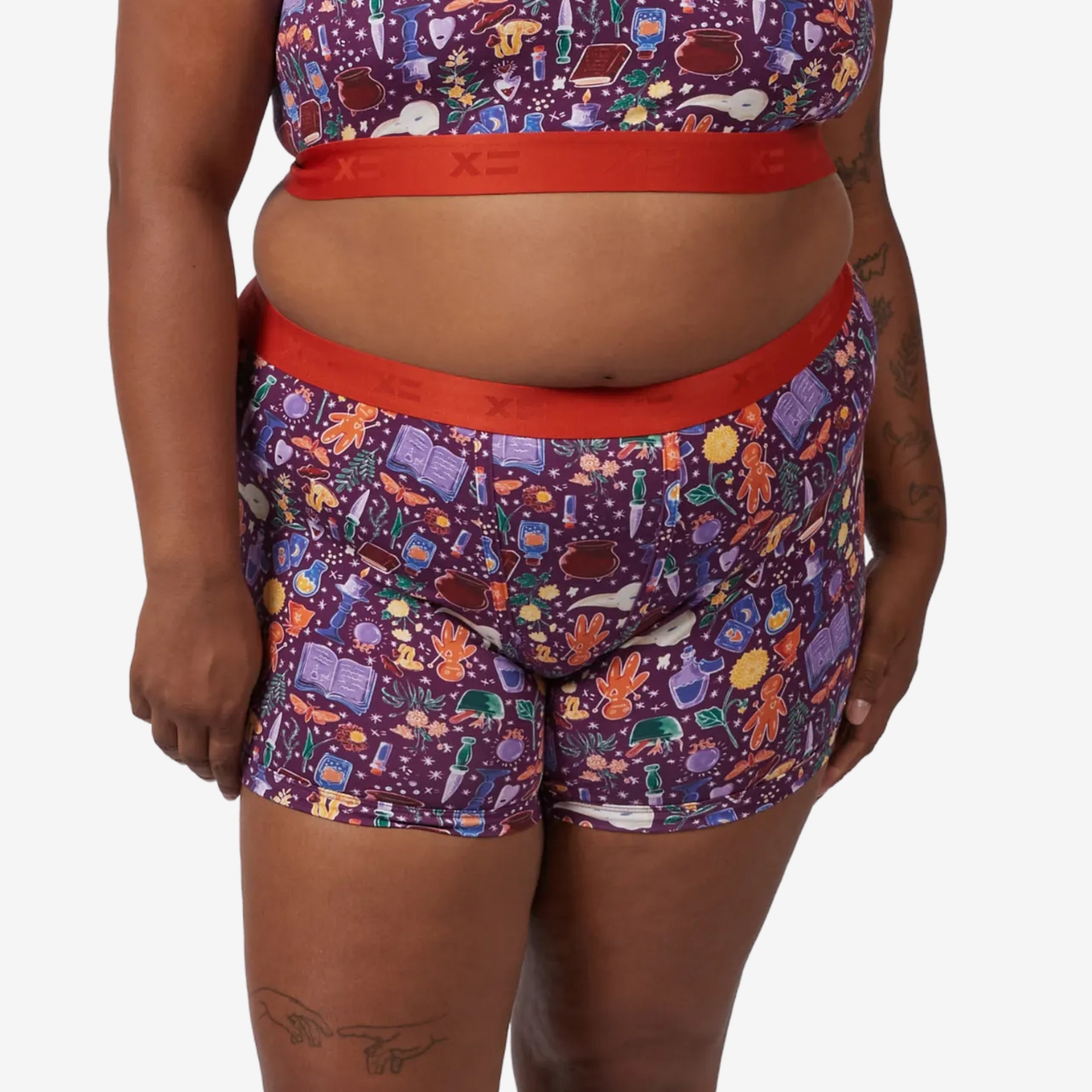 4.5" Trunks - Cottage Witch