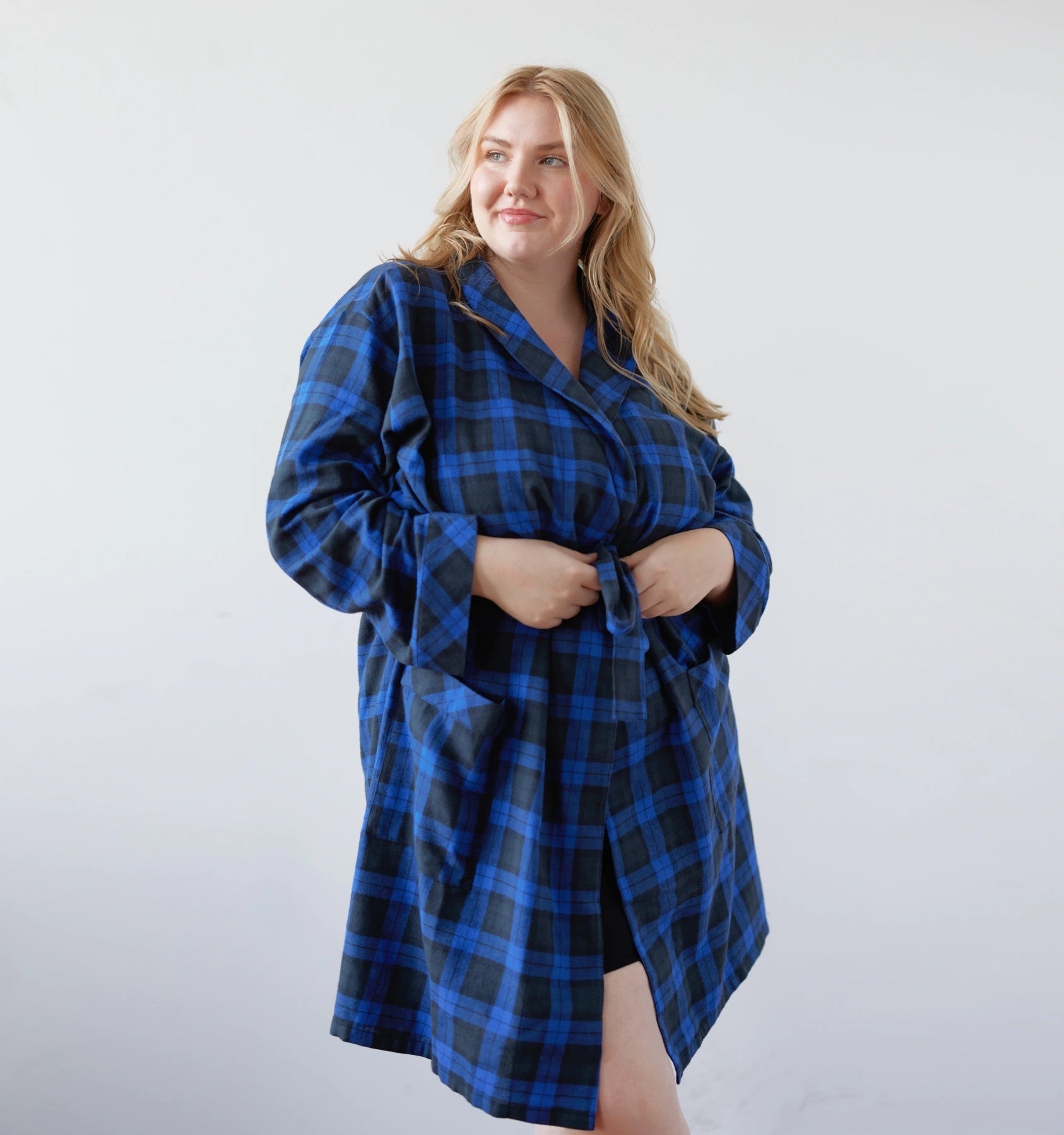 Cozy Flannel Robe LC - Midnight Plaid