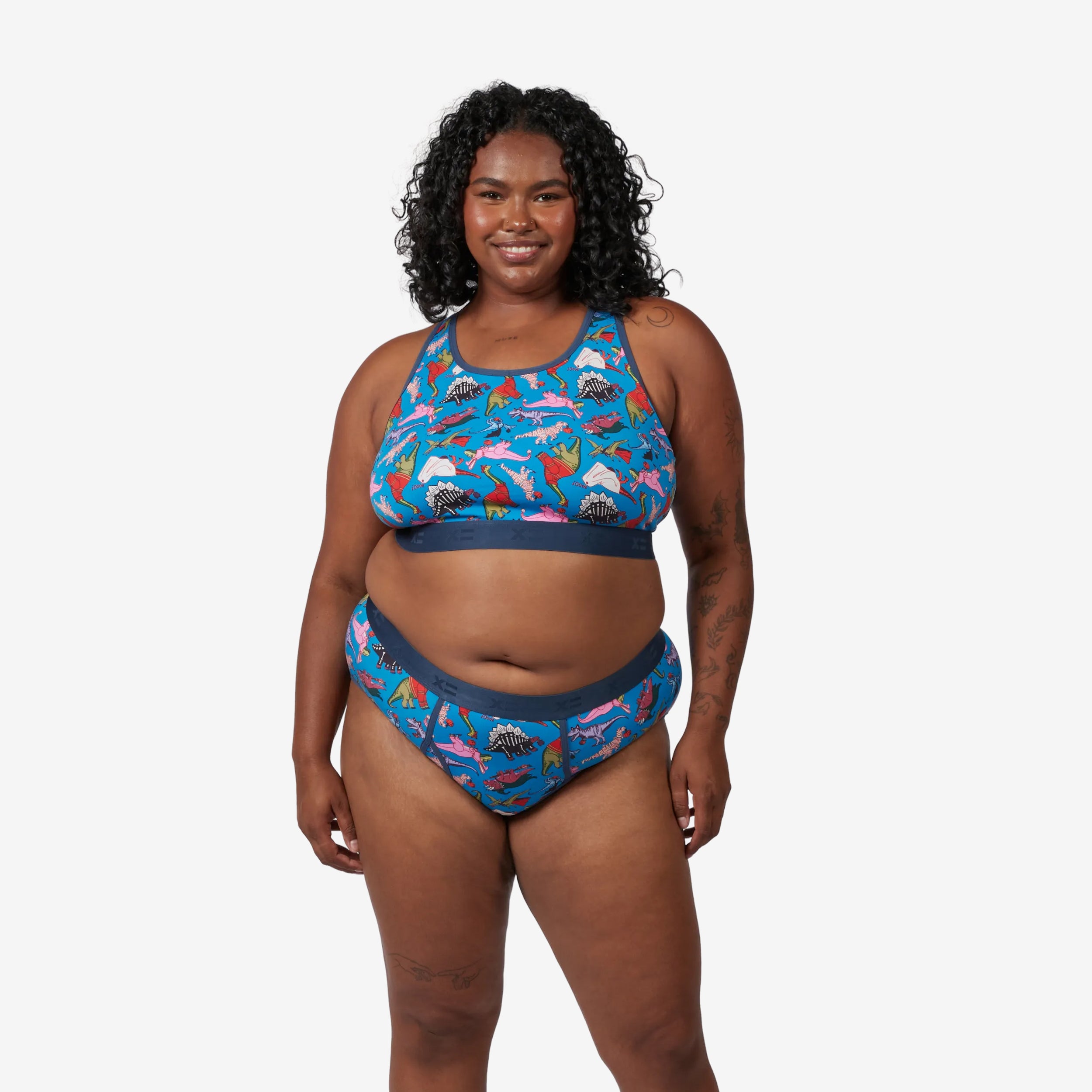 Model: Maliyah is 5'7" and wears a 2X