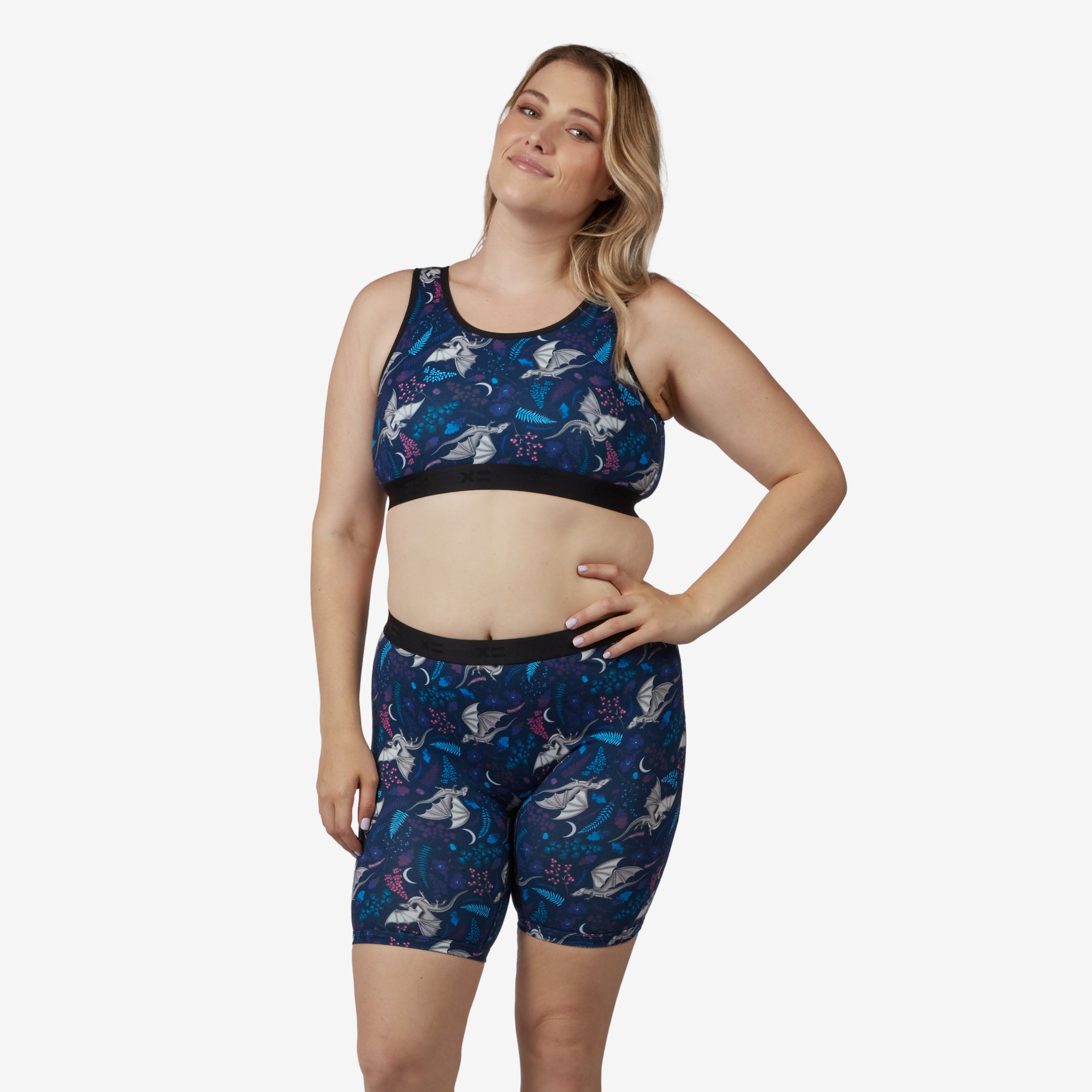 Model: Natalie is 5'11" and wears a Medium