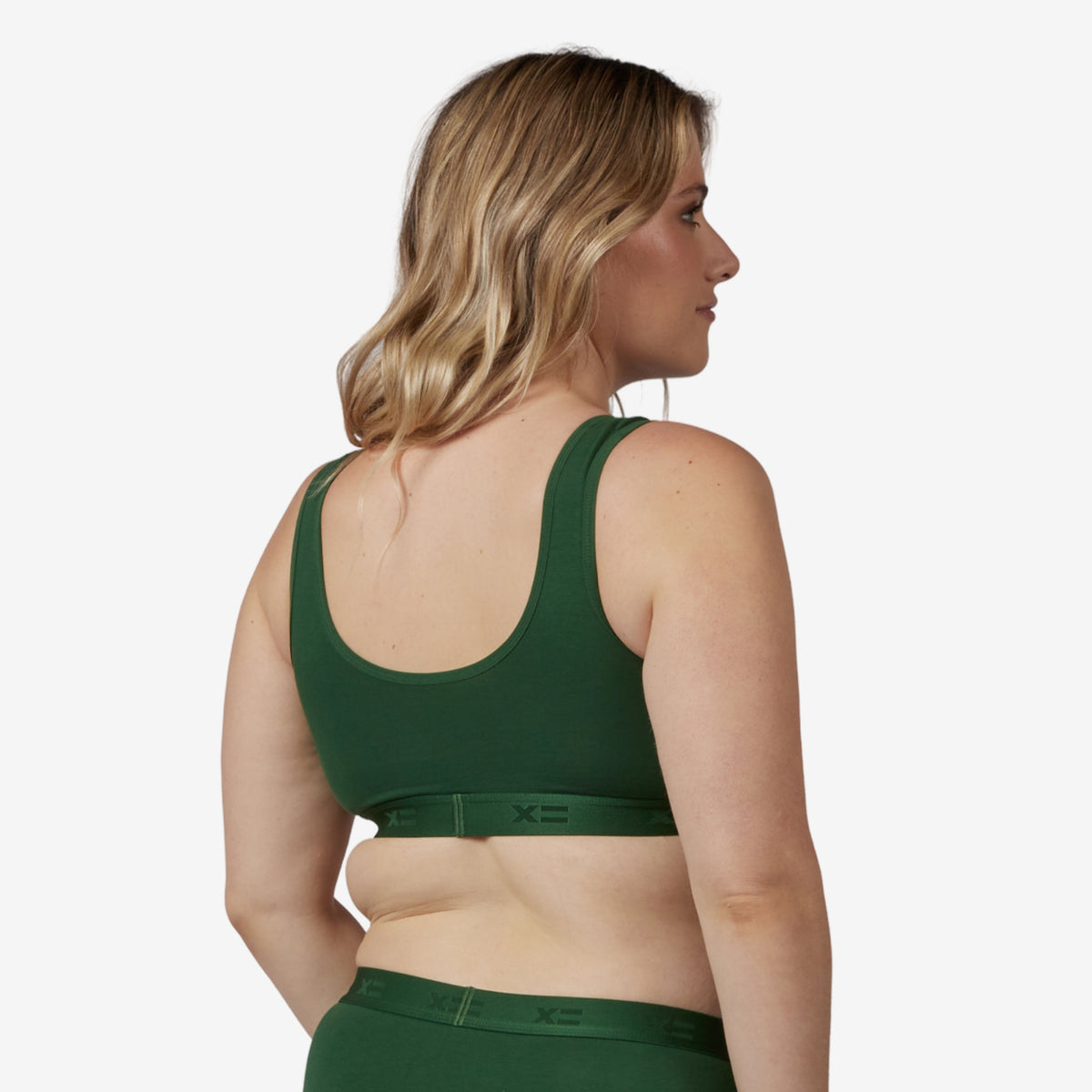 Model: Natalie is 5'11" and wears a Medium
