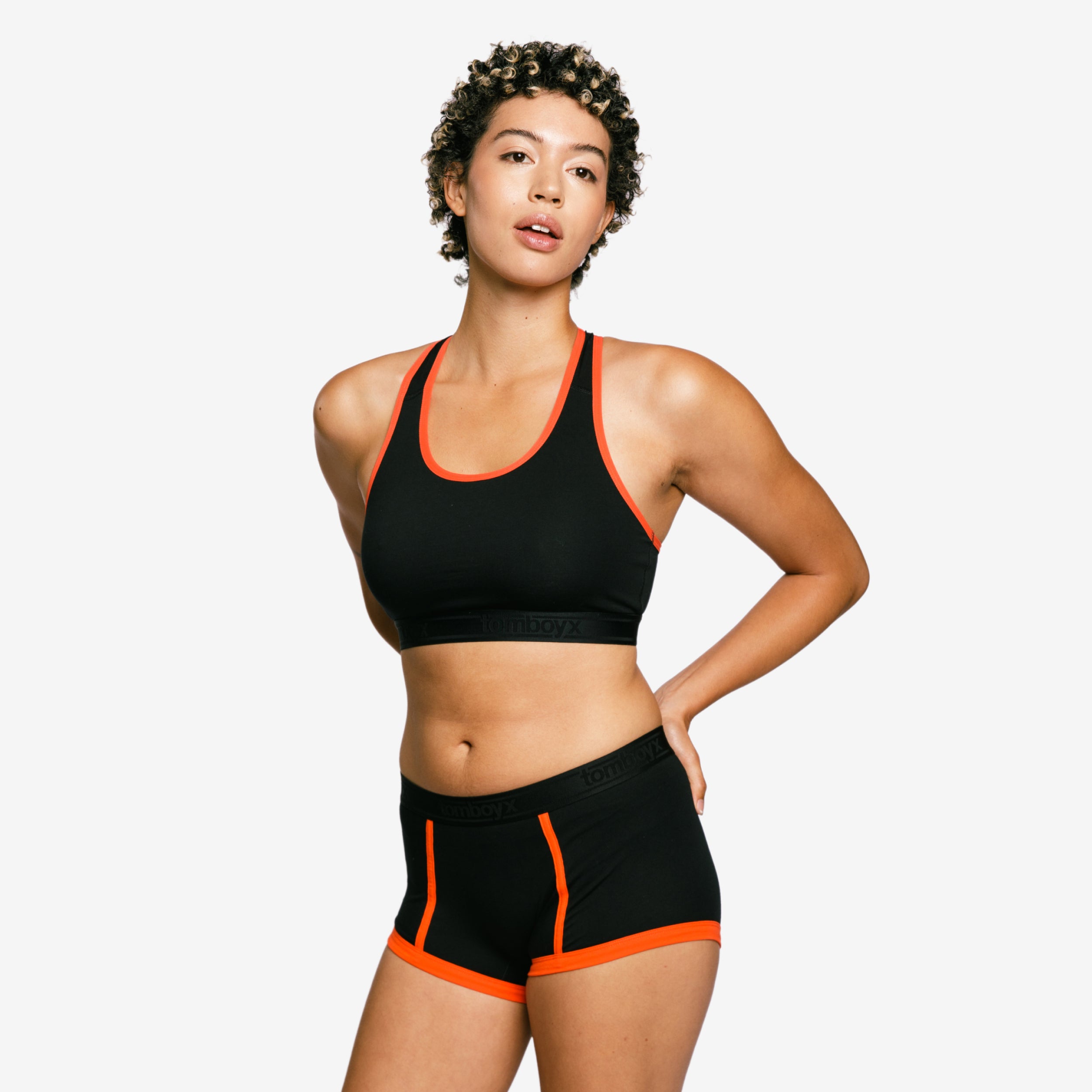 Model: Jules is 5'8" and wears a Small