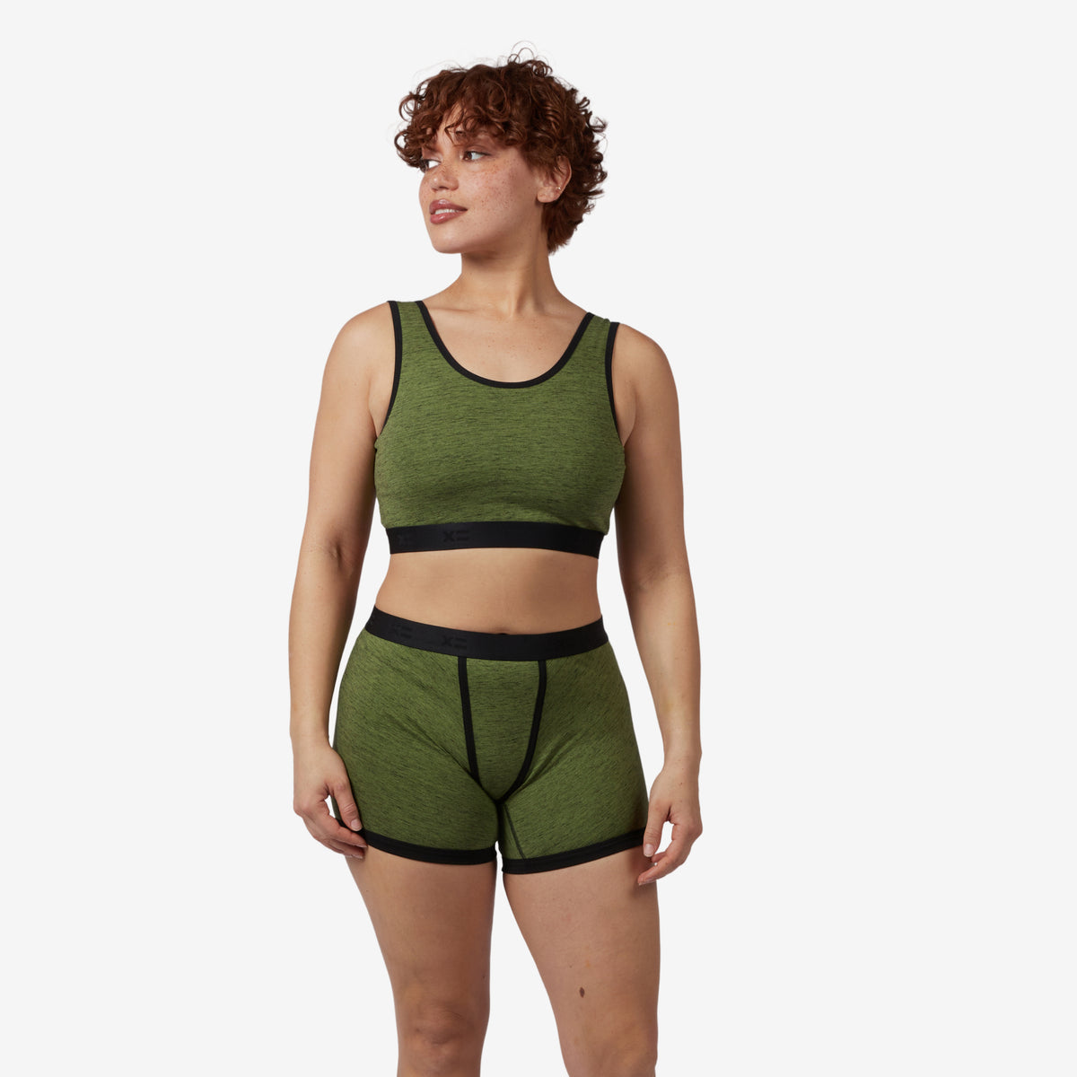 Model: Ariana is 5'7" and wears a medium