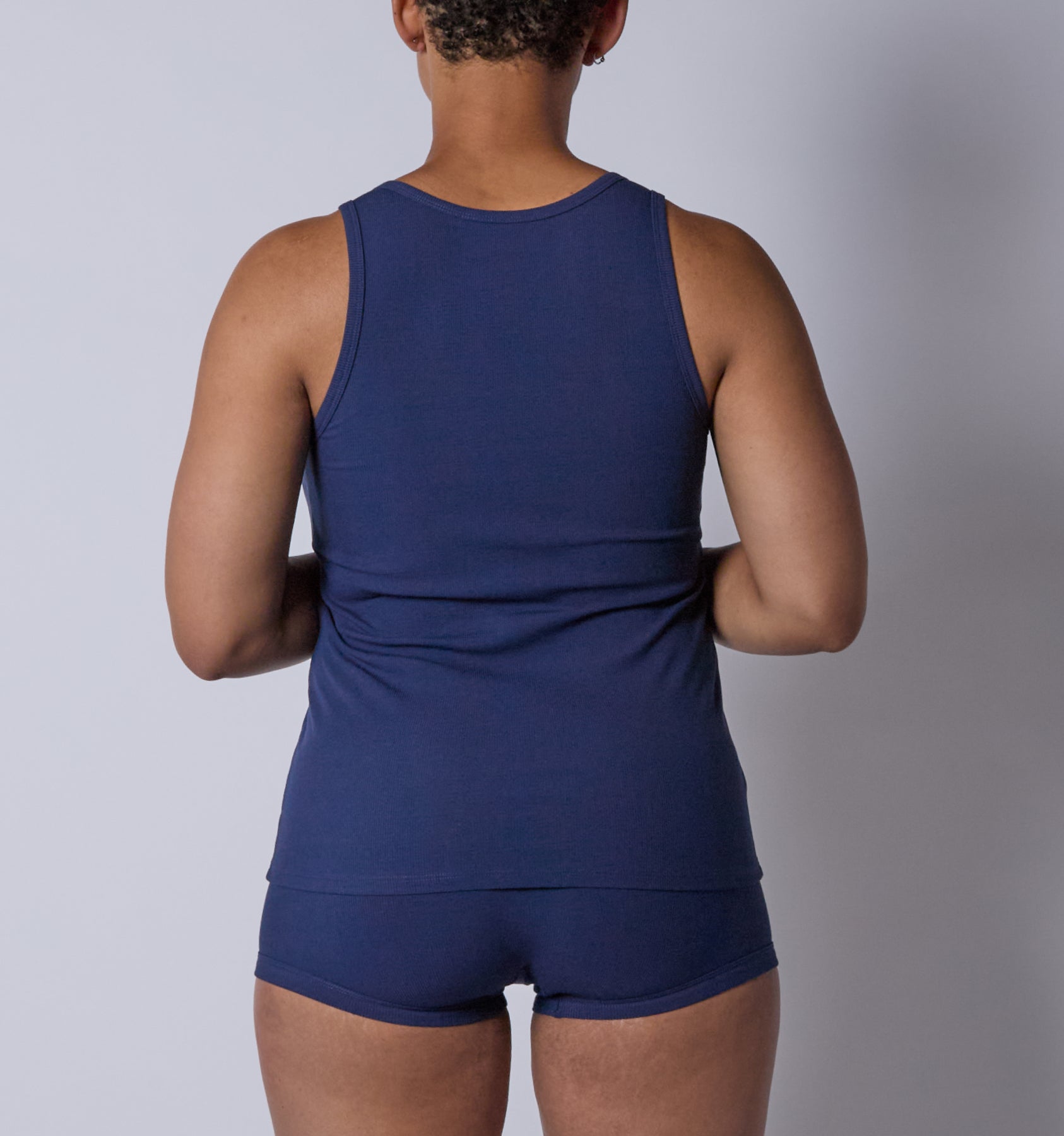Model:Vera-Camille is 5'9" and wearing a size Medium