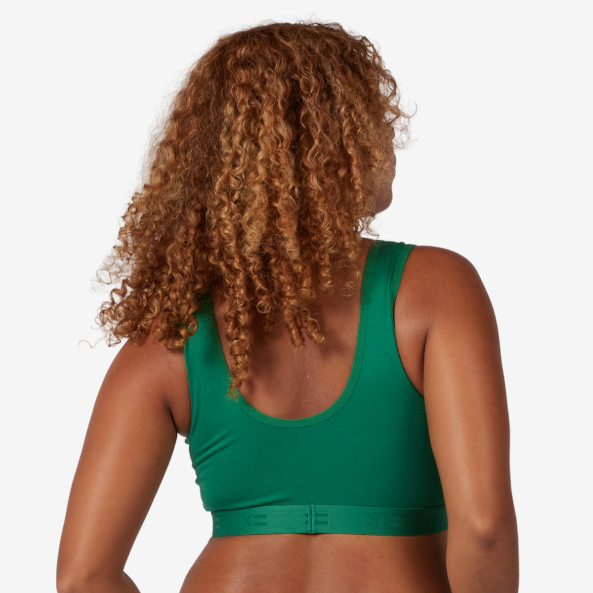 Model: Neveah is 5' 7 and wears a Medium