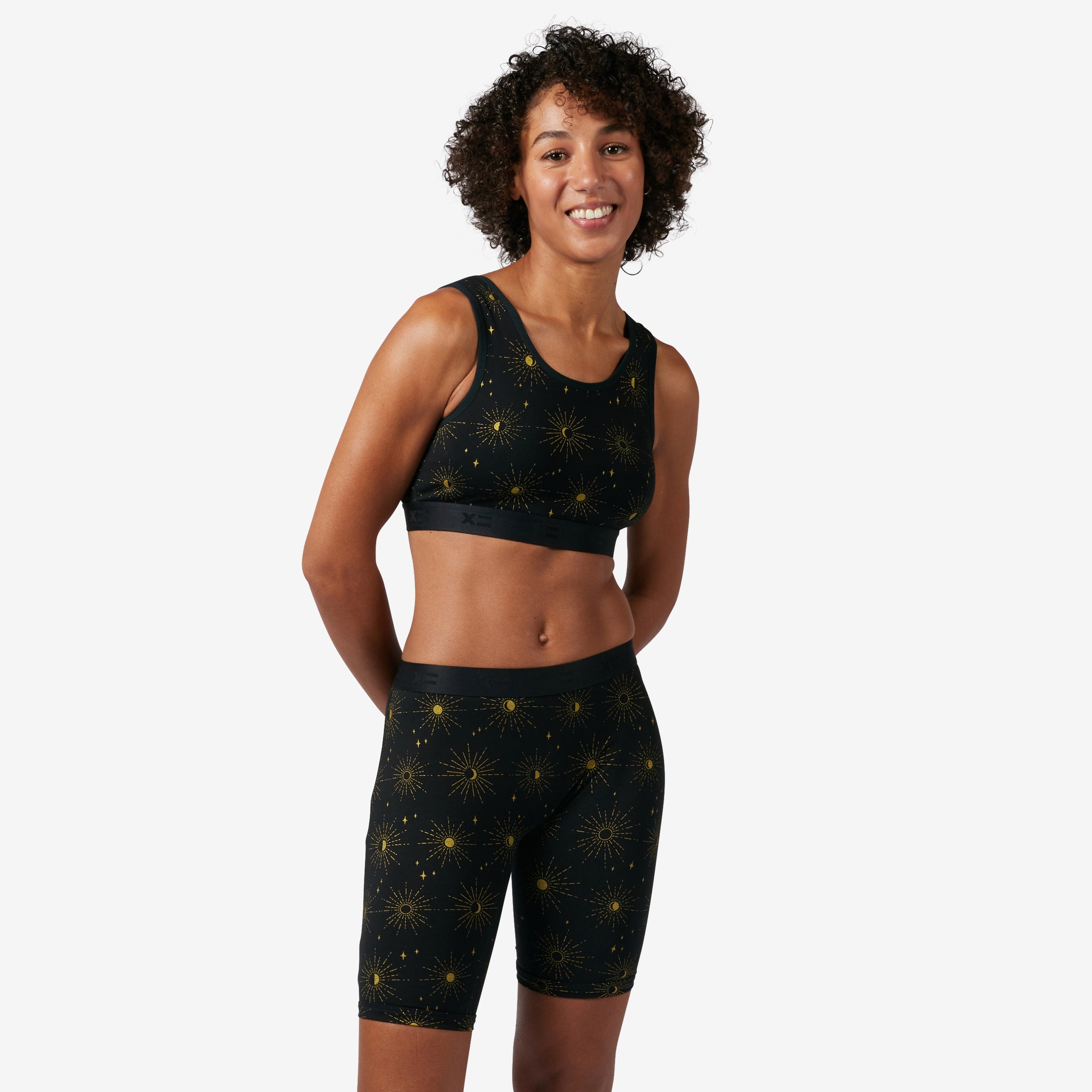 Model: Kass is 5'9" and wears a Small