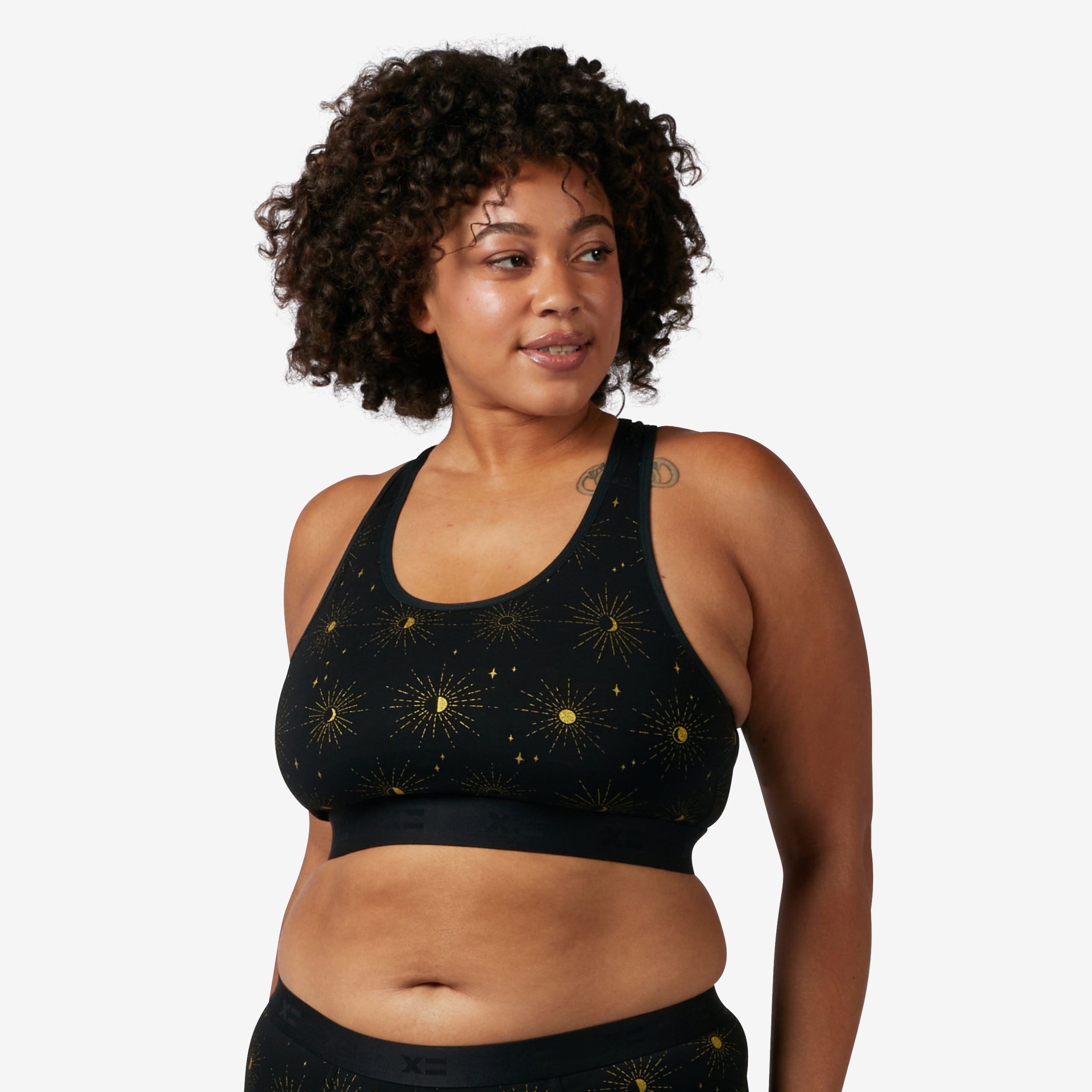 Model: Tambrie is 5'8" and wears a 2X