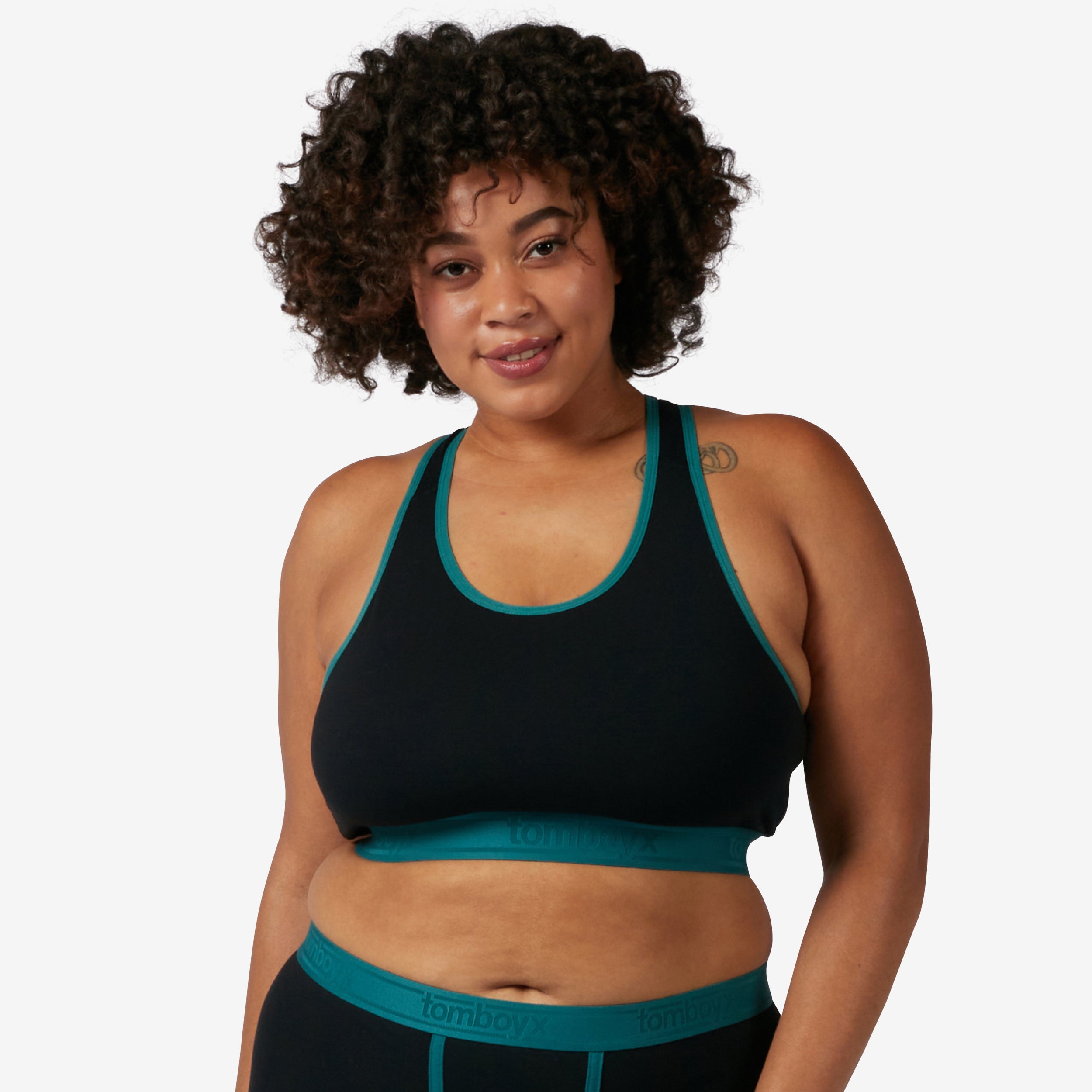 Model: Tambrie is 5'8" and wears a 2X