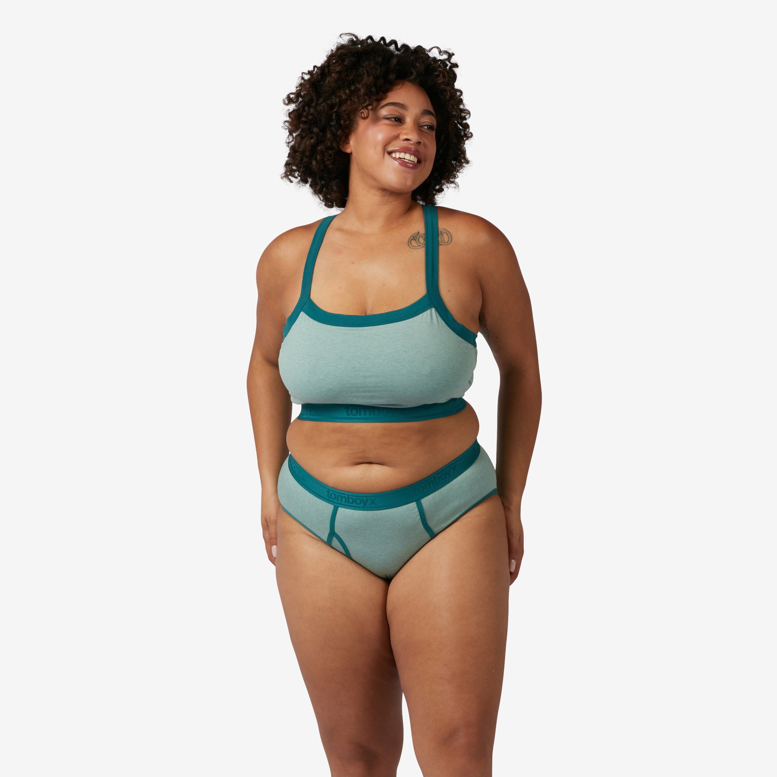 Model: Tambrie is 5'8" and wears a 2X