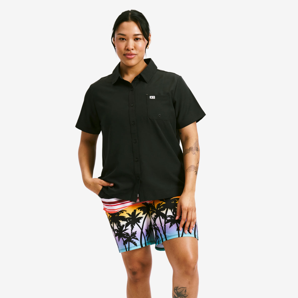 Model:Taylor is 5'7" and wears a large