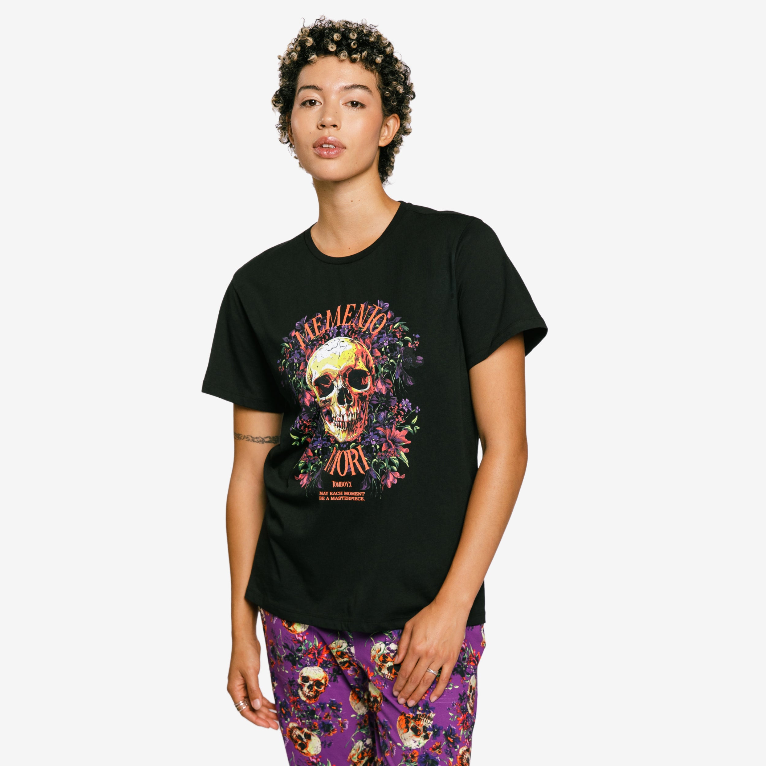 Model: Jules is 5'8" and wears a Small