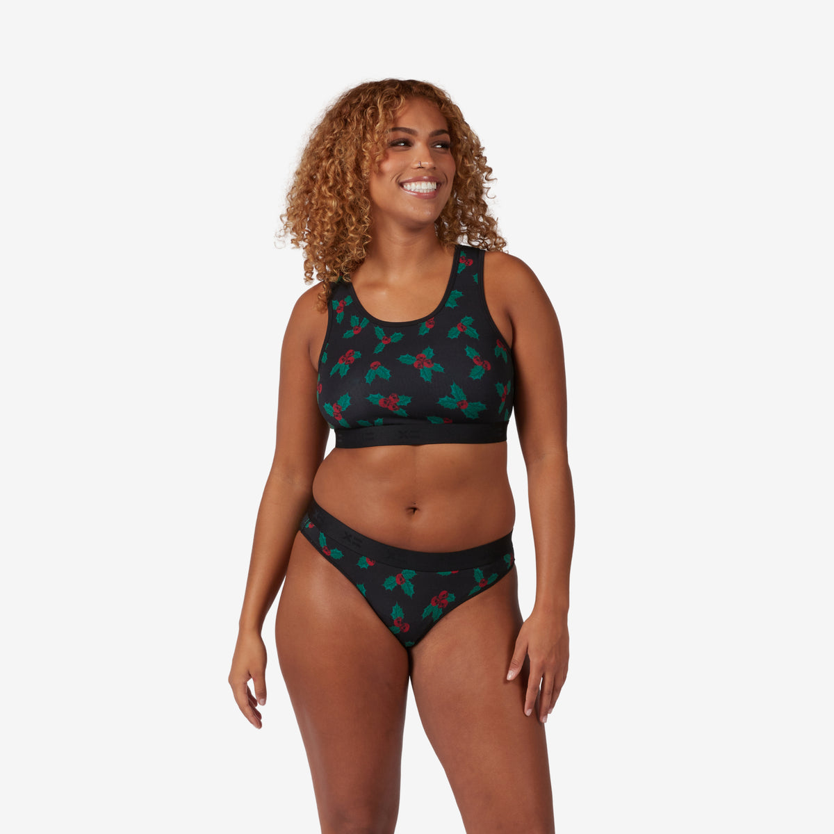 Model: Neveah is 5' 7" and wears a Medium