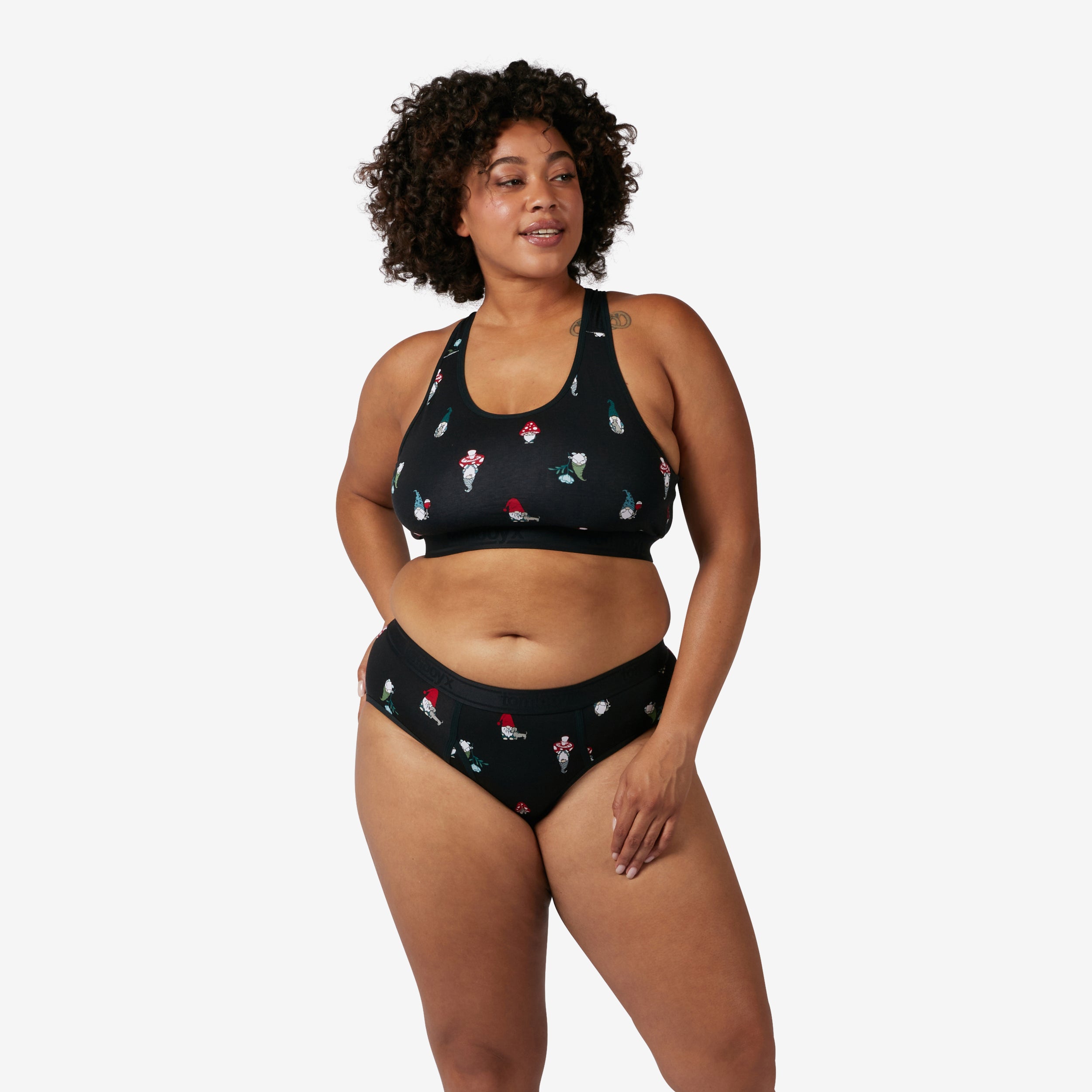 Model: Tambrie is 5'8" and wears a 2X