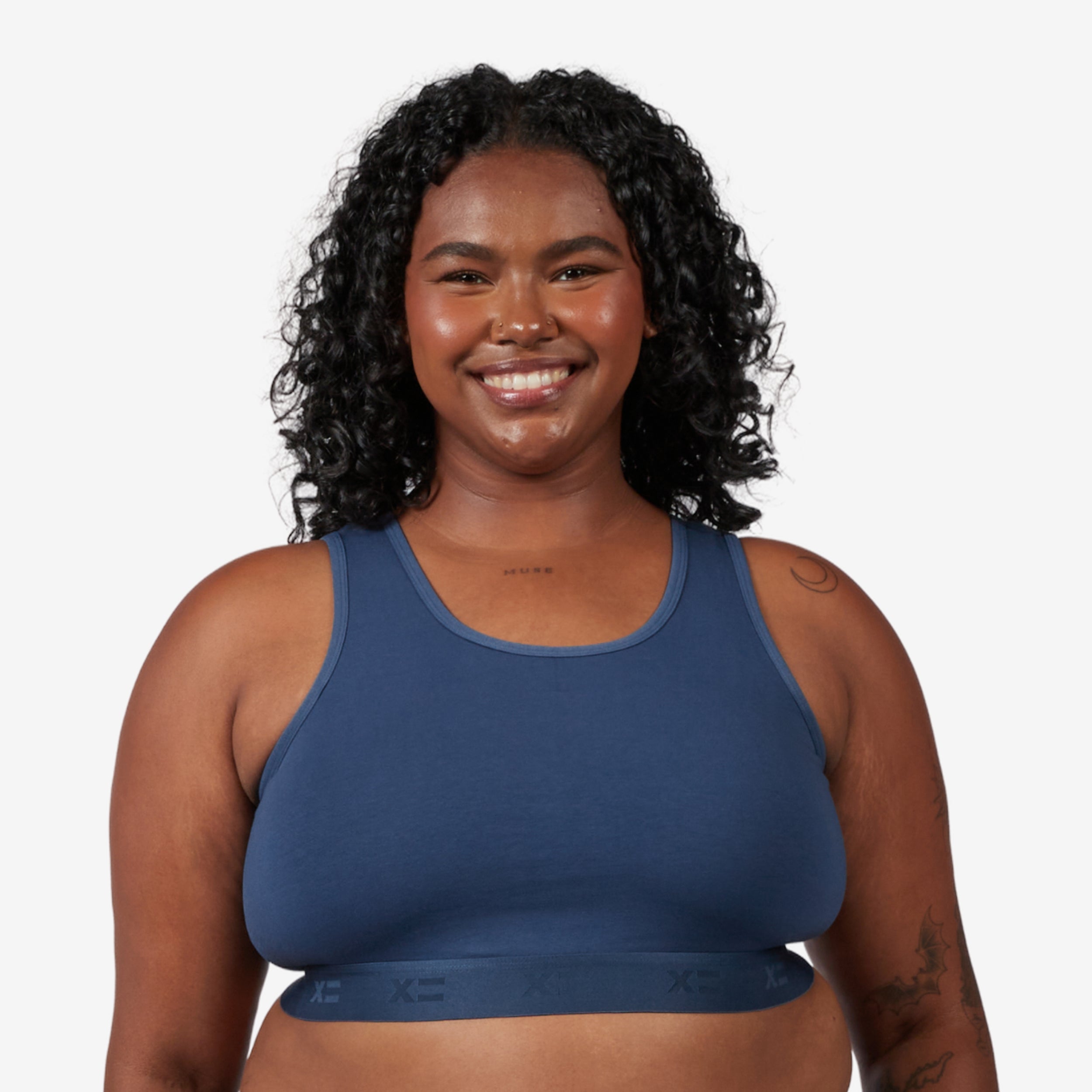 Model: Maliyah is 5'7" and wears a 2X