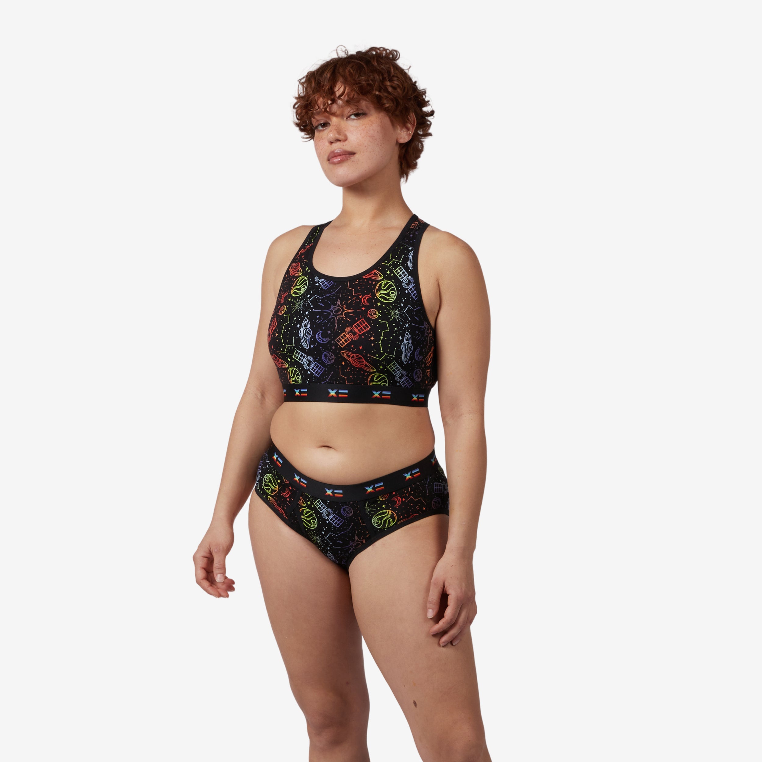 Model: Ariana is 5'7" and wears a medium