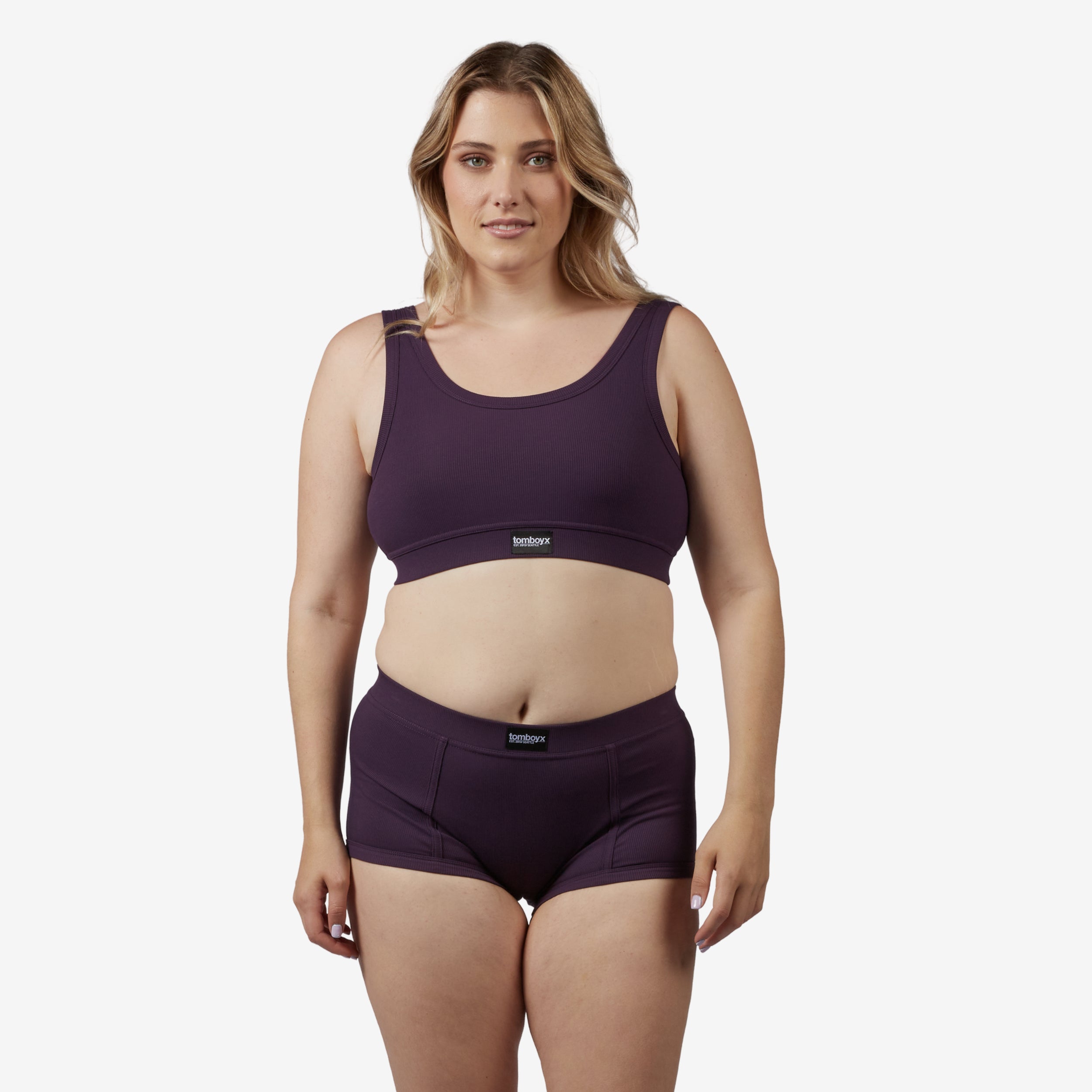 Model: Natalie is 5'11" and wears a Medium