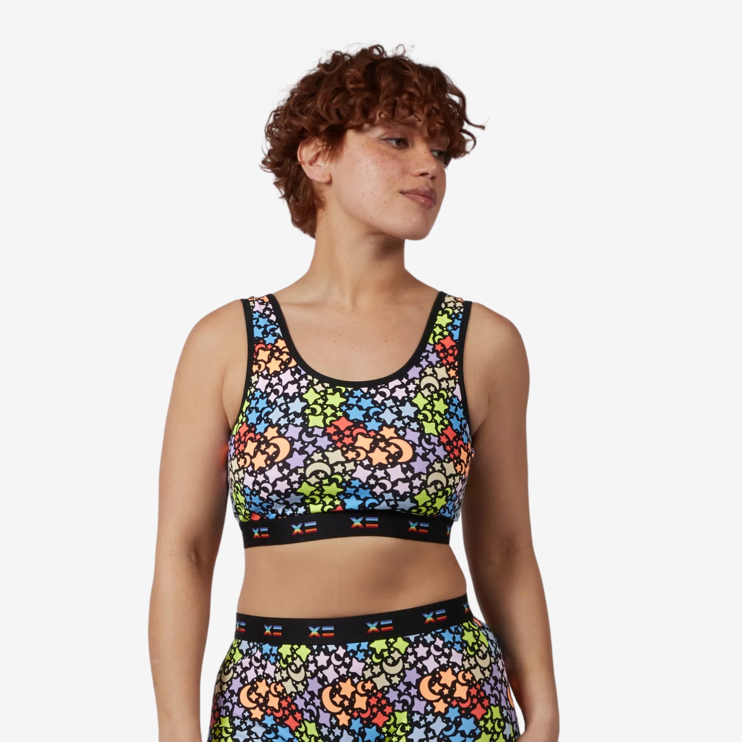 Model: Ariana is 5'7" and wears a medium
