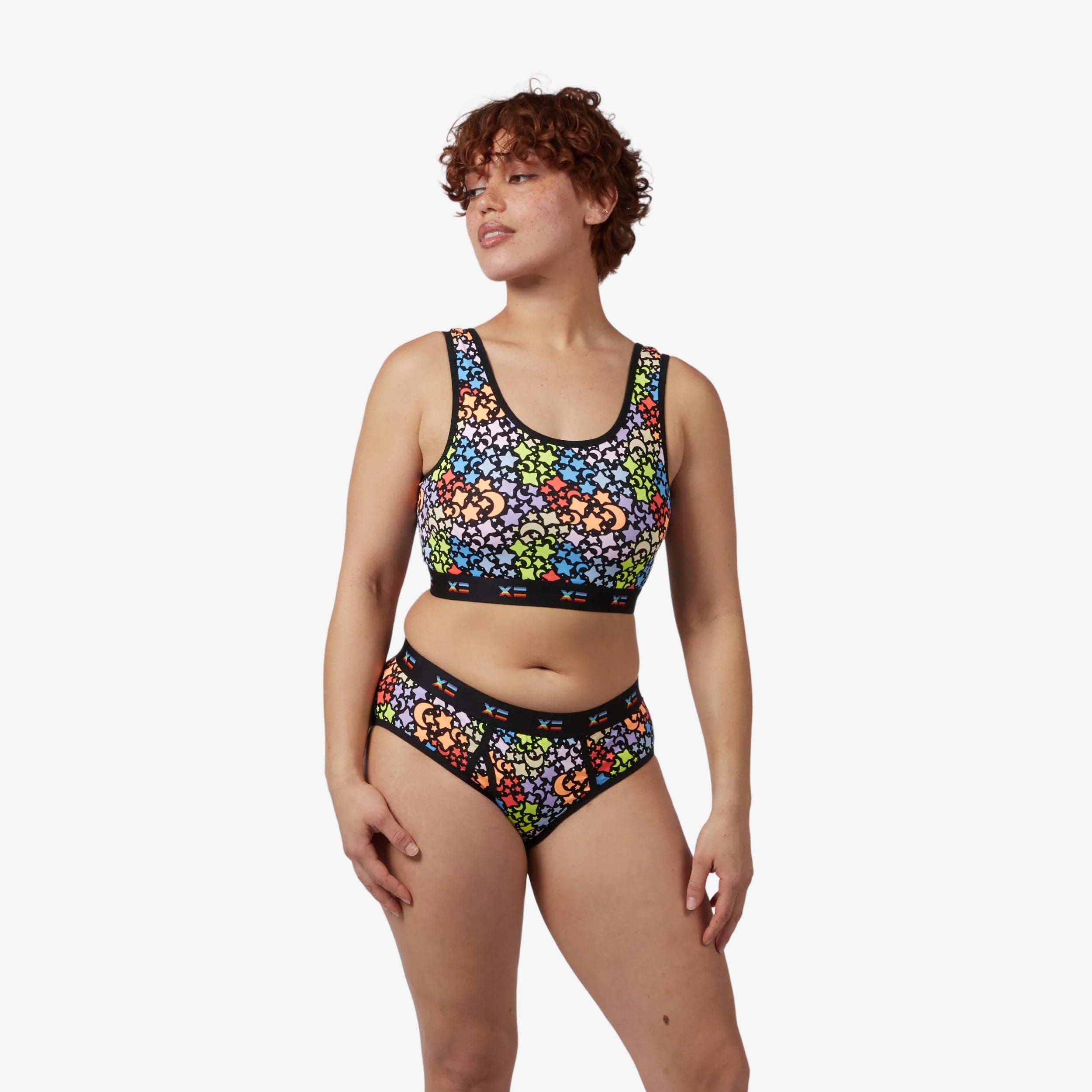 Model: Ariana is 5'7" and wears a medium