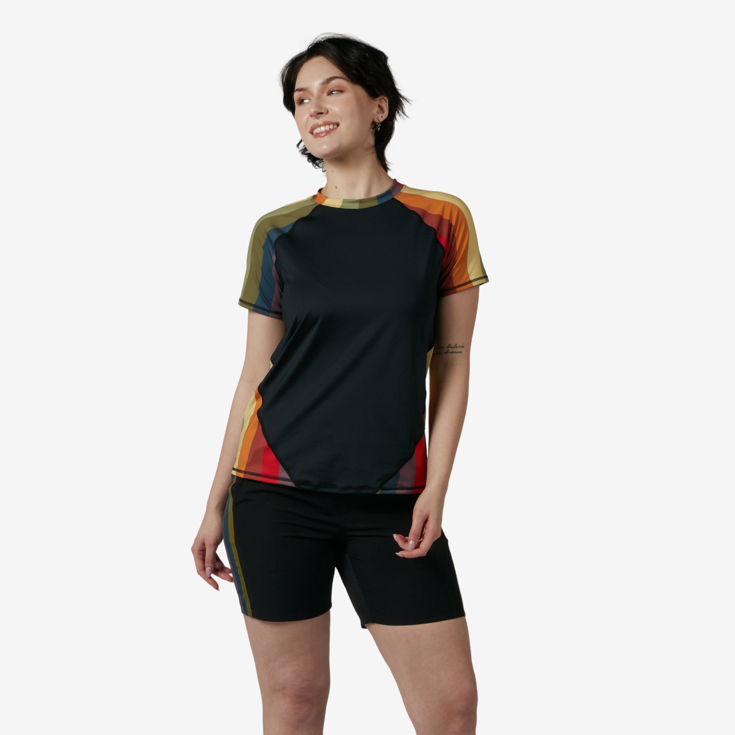 Model: Avery is 5'9" and wears a Medium