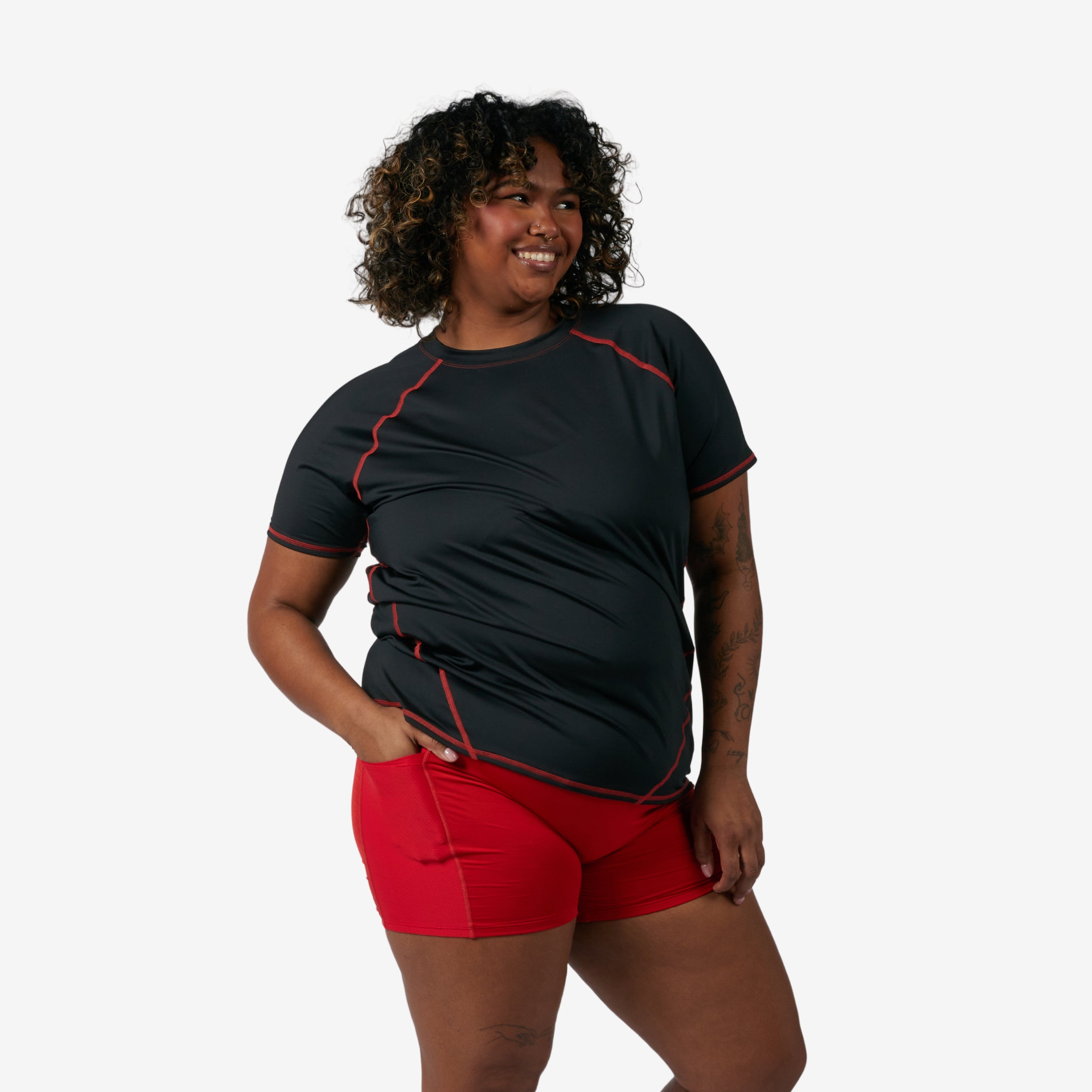 Model: Maliyah is 5'7" and wears a 2X