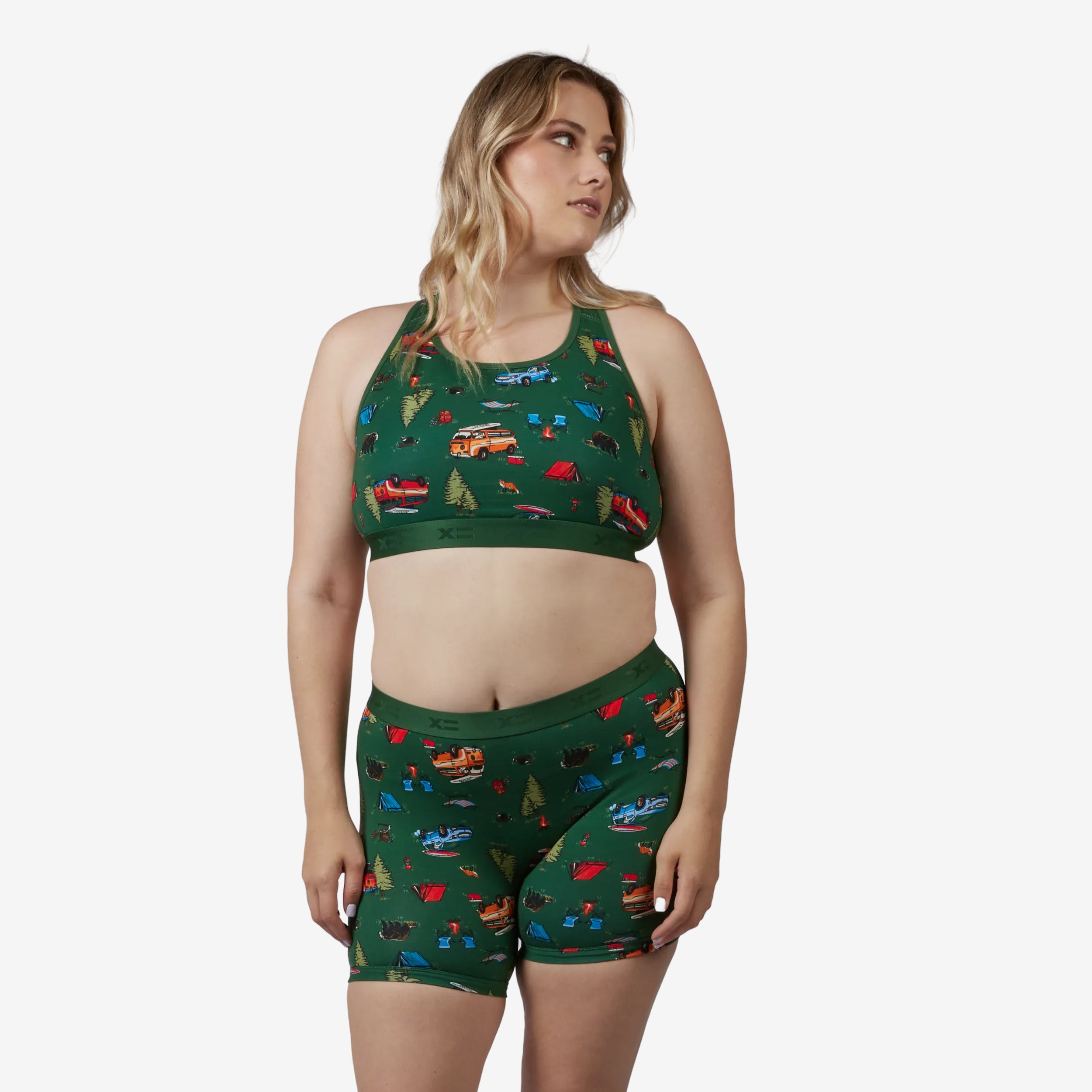 Model: Natalie is 5'11" and wears a Medium