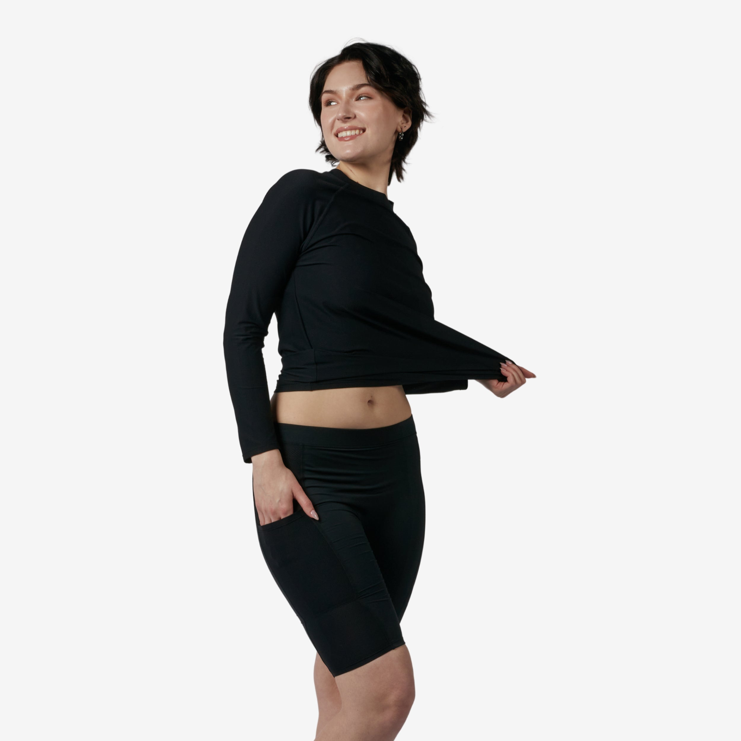 Model: Avery is 5'9" and wears a Medium