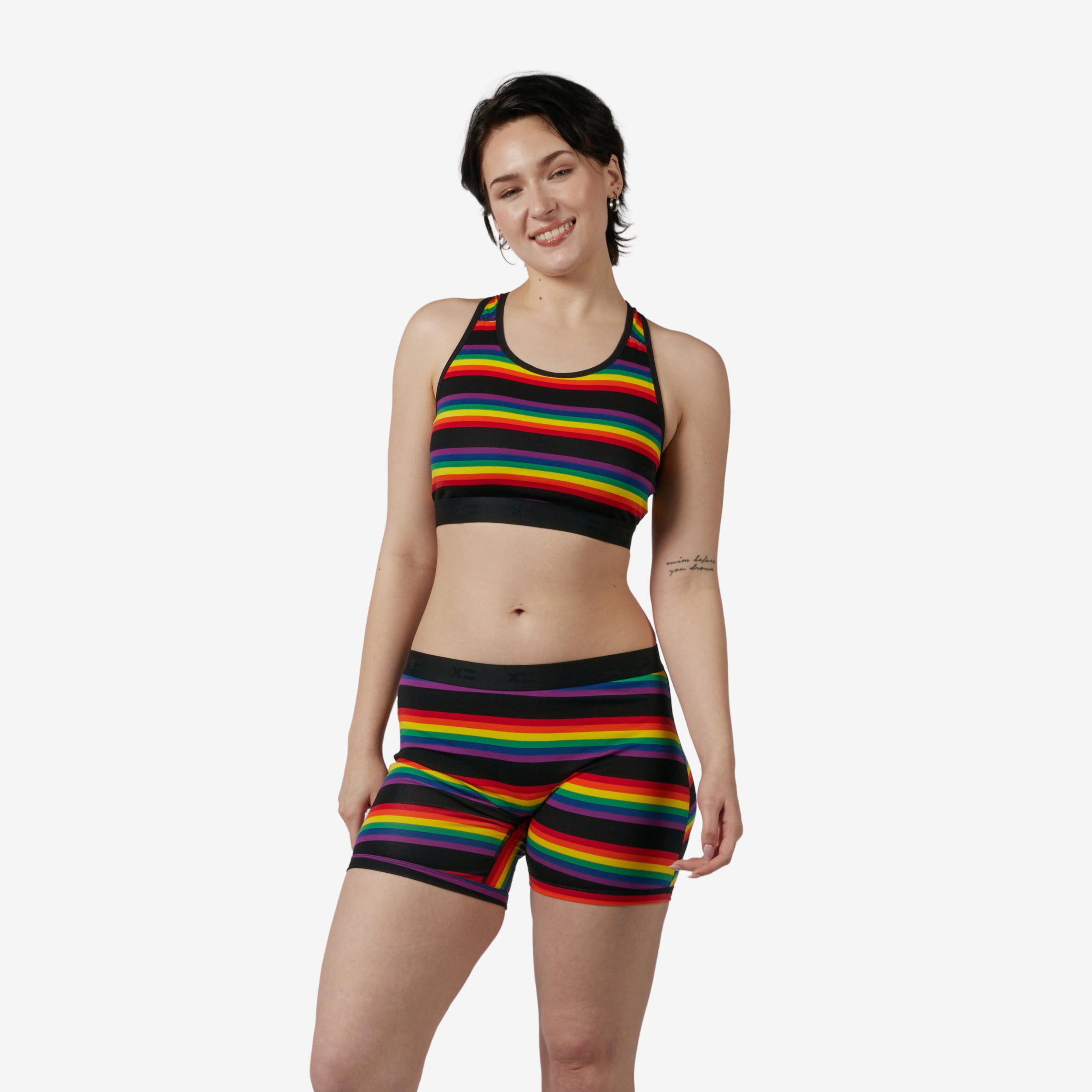 Model: Avery is 5'9" and wears a Medium