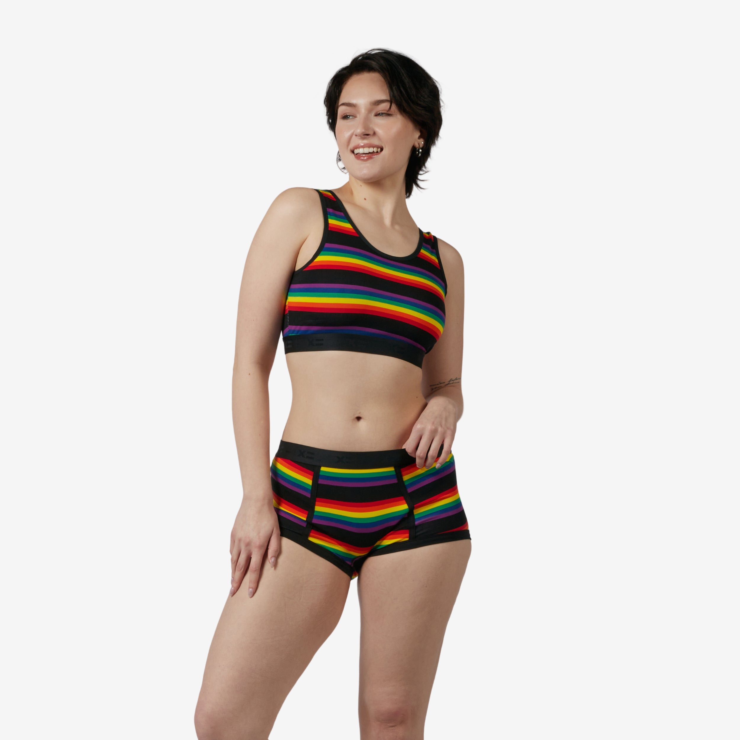 Model: Avery is 5'9" and wears a Medium