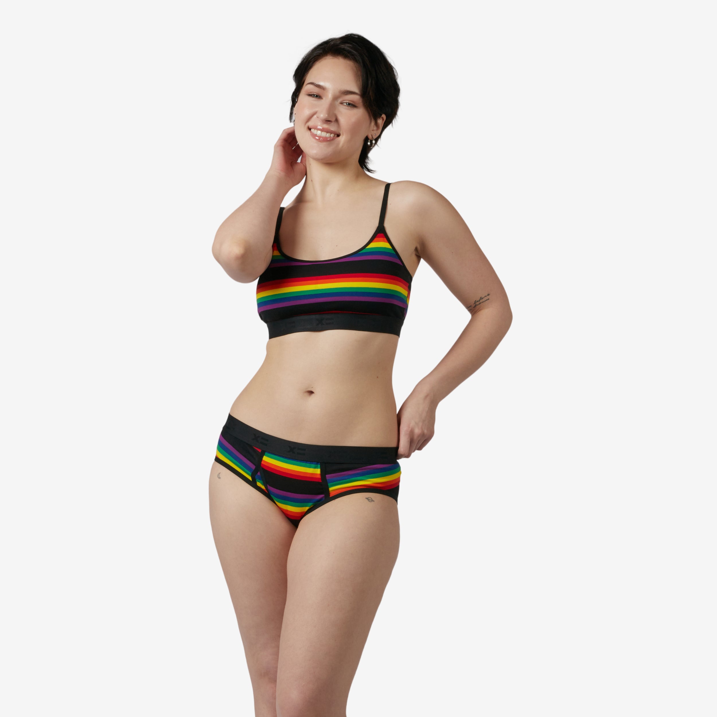 Model: Avery is 5'9" and wears a Medium